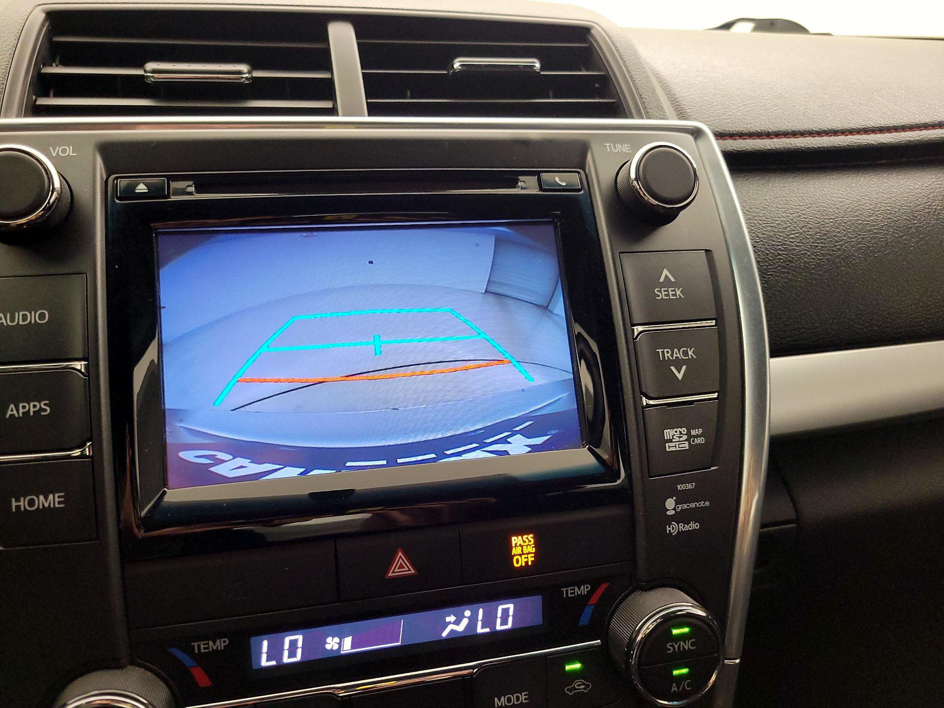 Thumbnail: 2015 Toyota Camry - 15
