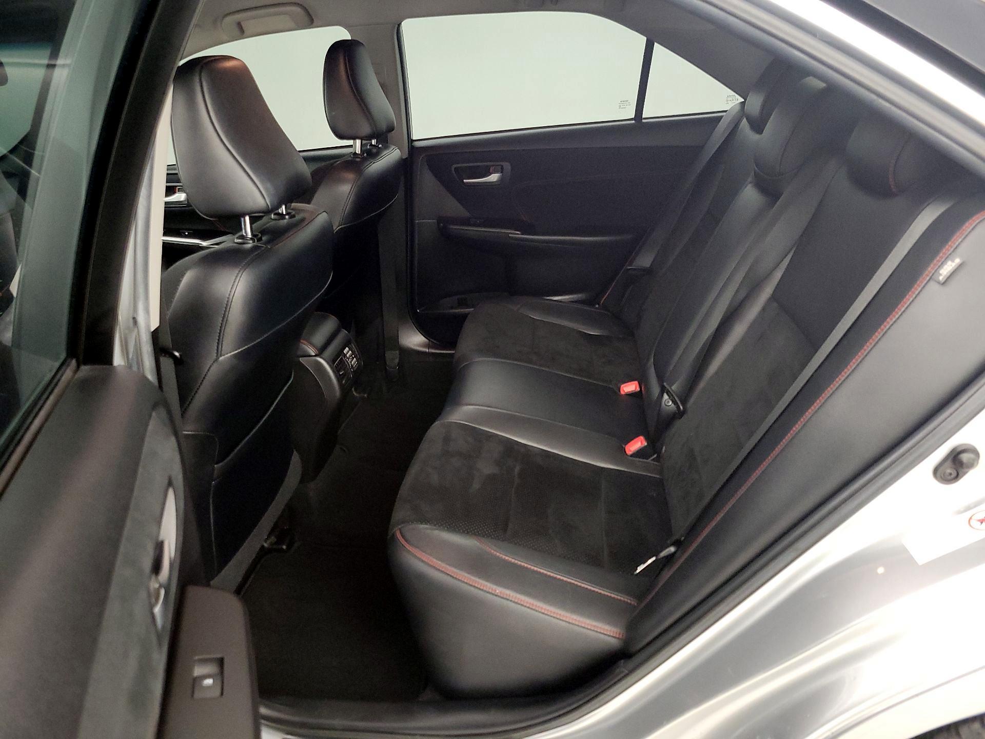 Thumbnail: 2015 Toyota Camry - 20