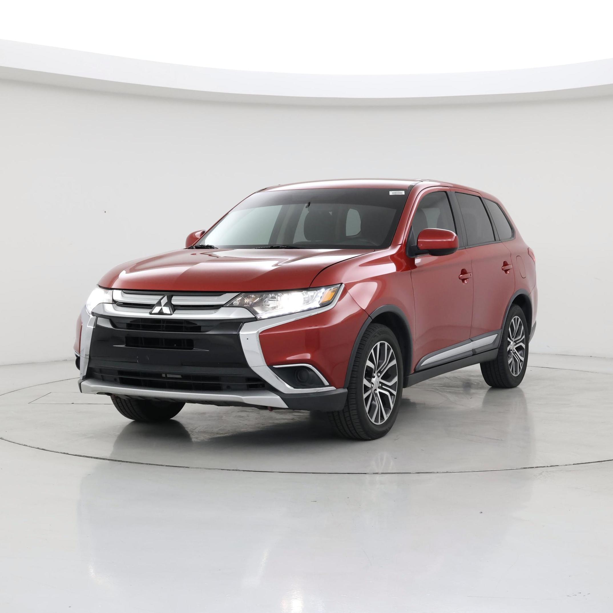 Thumbnail: 2017 Mitsubishi Outlander - 4