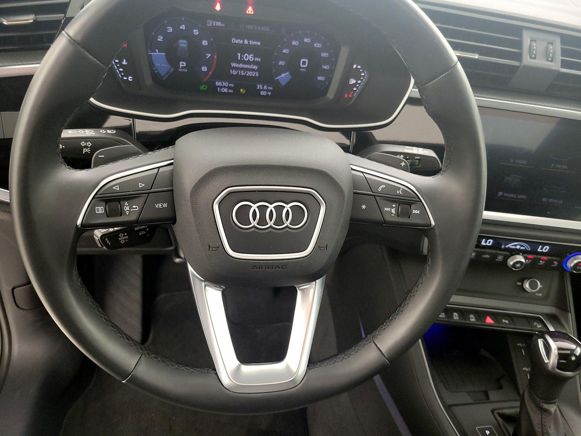 Thumbnail: 2022 Audi Q3 - 10