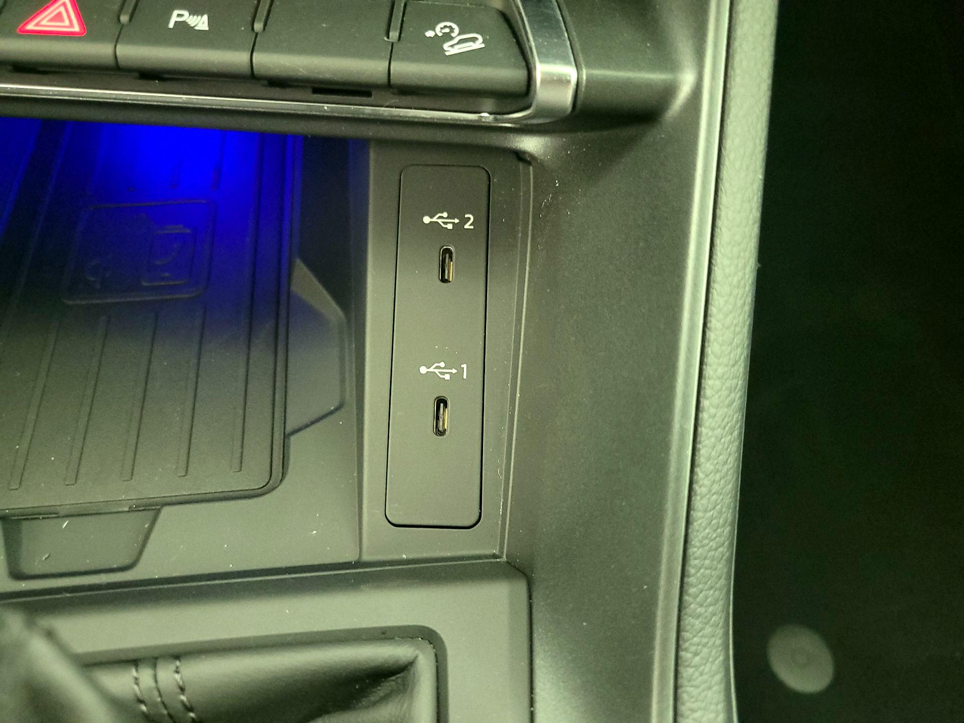 Thumbnail: 2022 Audi Q3 - 18