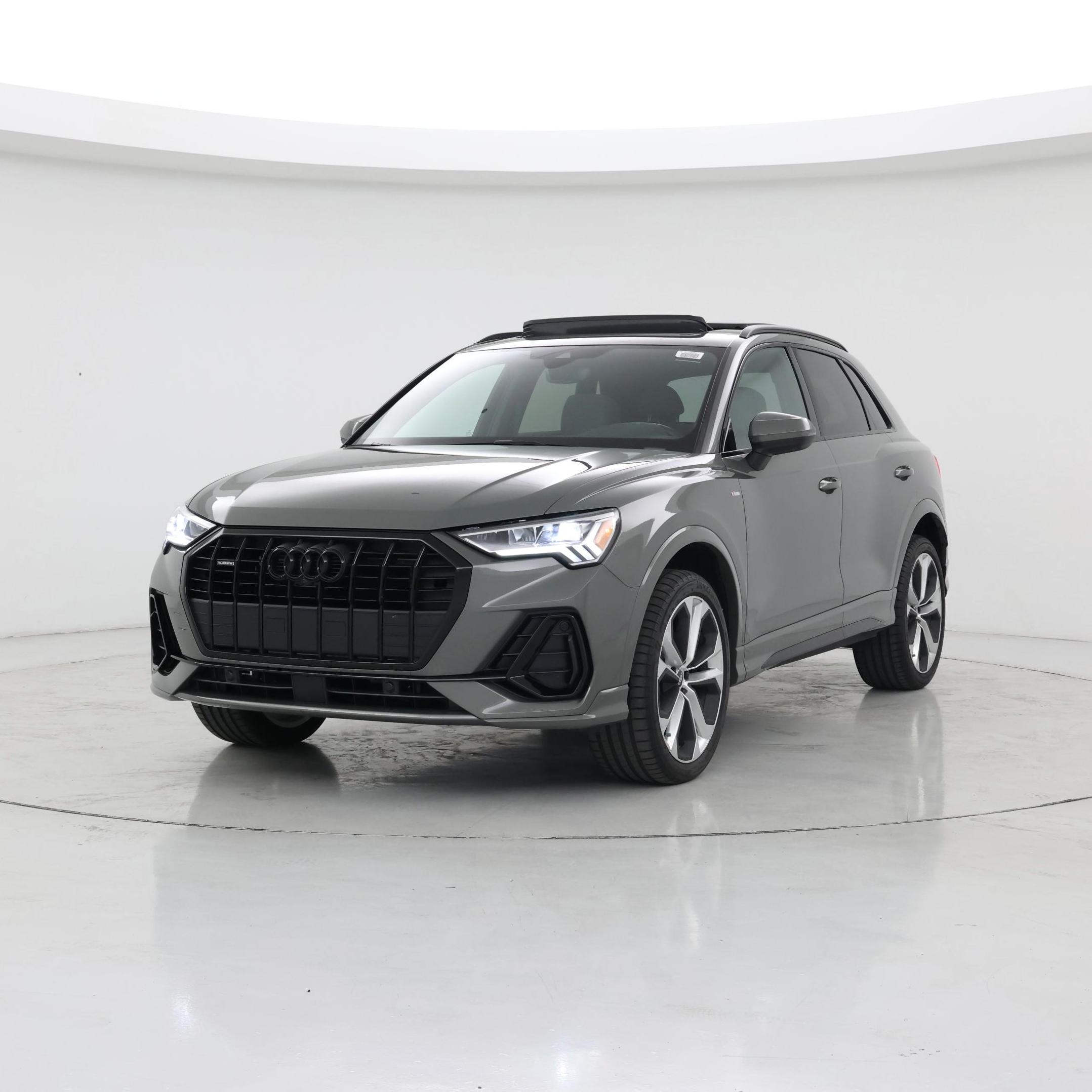 Thumbnail: 2022 Audi Q3 - 4