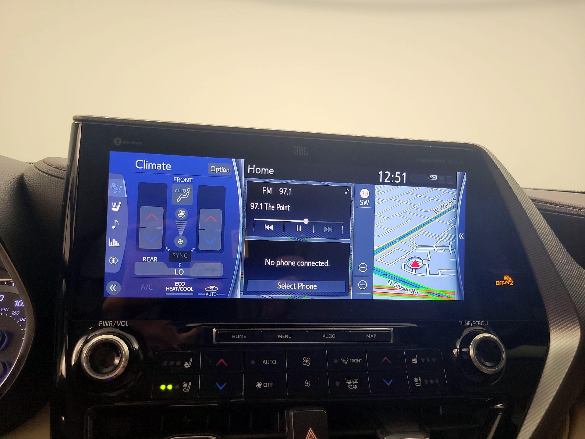 Thumbnail: 2022 Toyota Highlander - 16