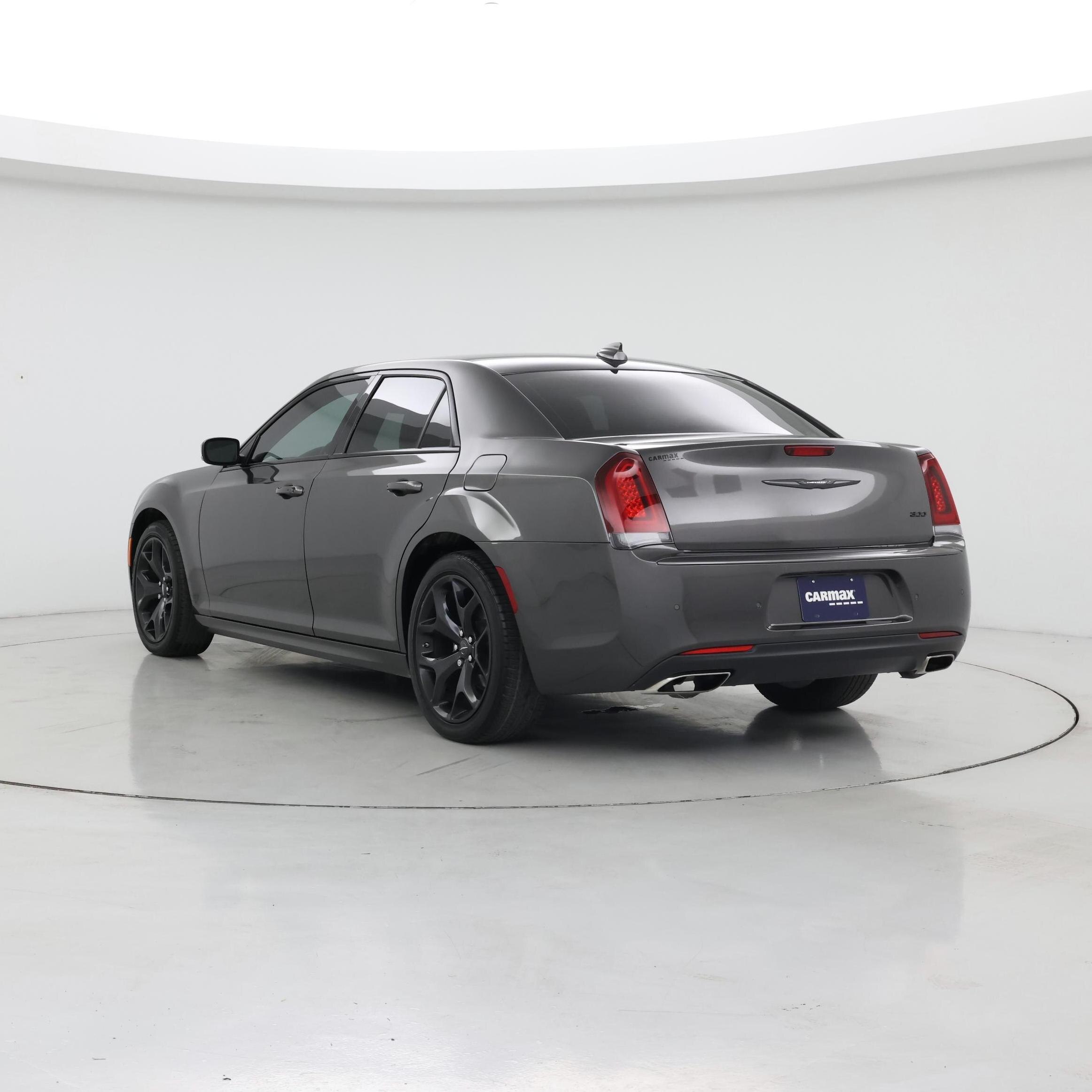 Thumbnail: 2022 Chrysler 300 - 2