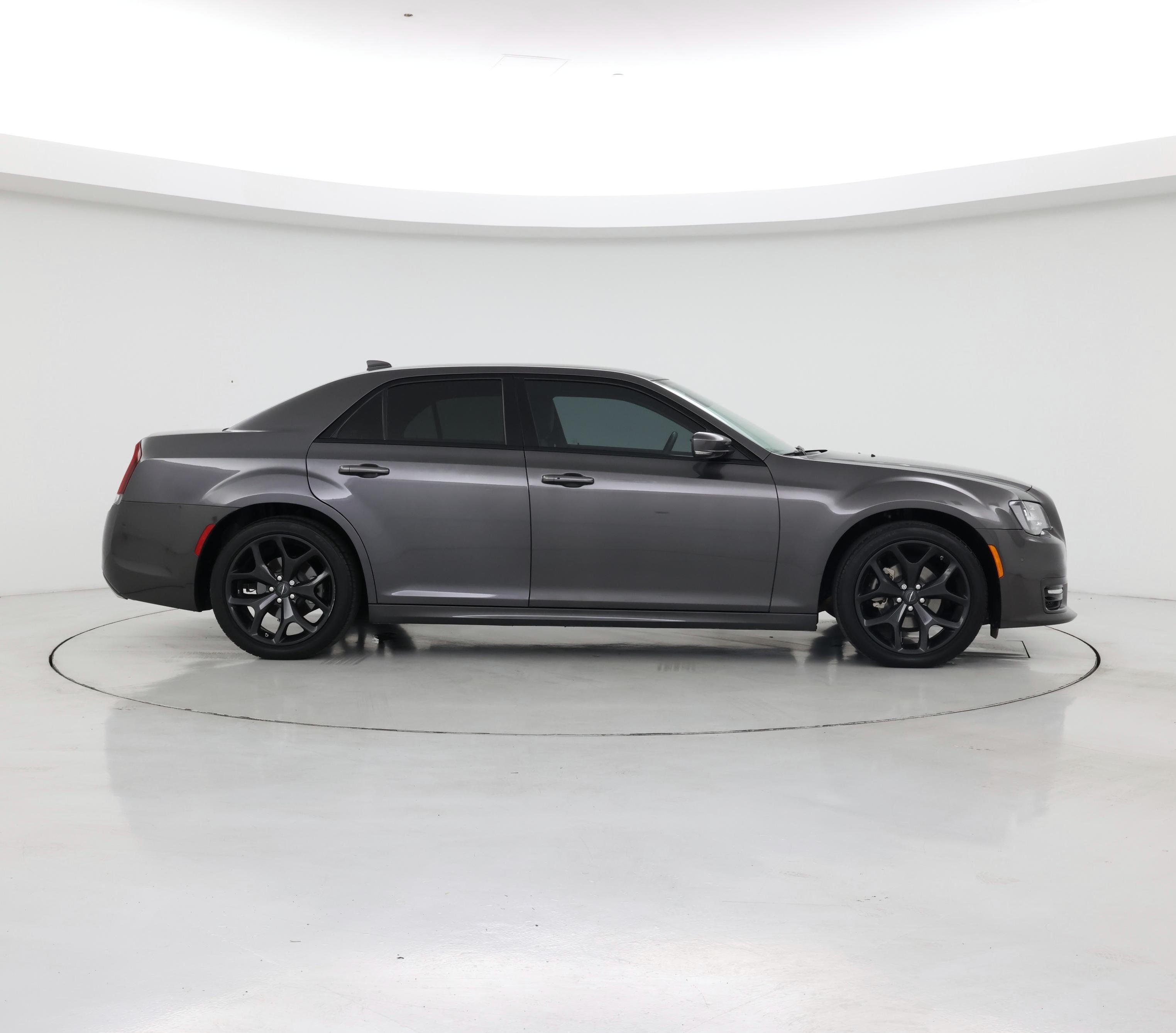Thumbnail: 2022 Chrysler 300 - 7