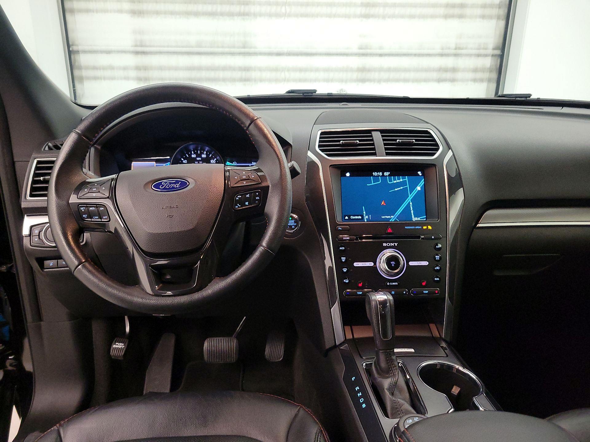 Thumbnail: 2018 Ford Explorer - 9