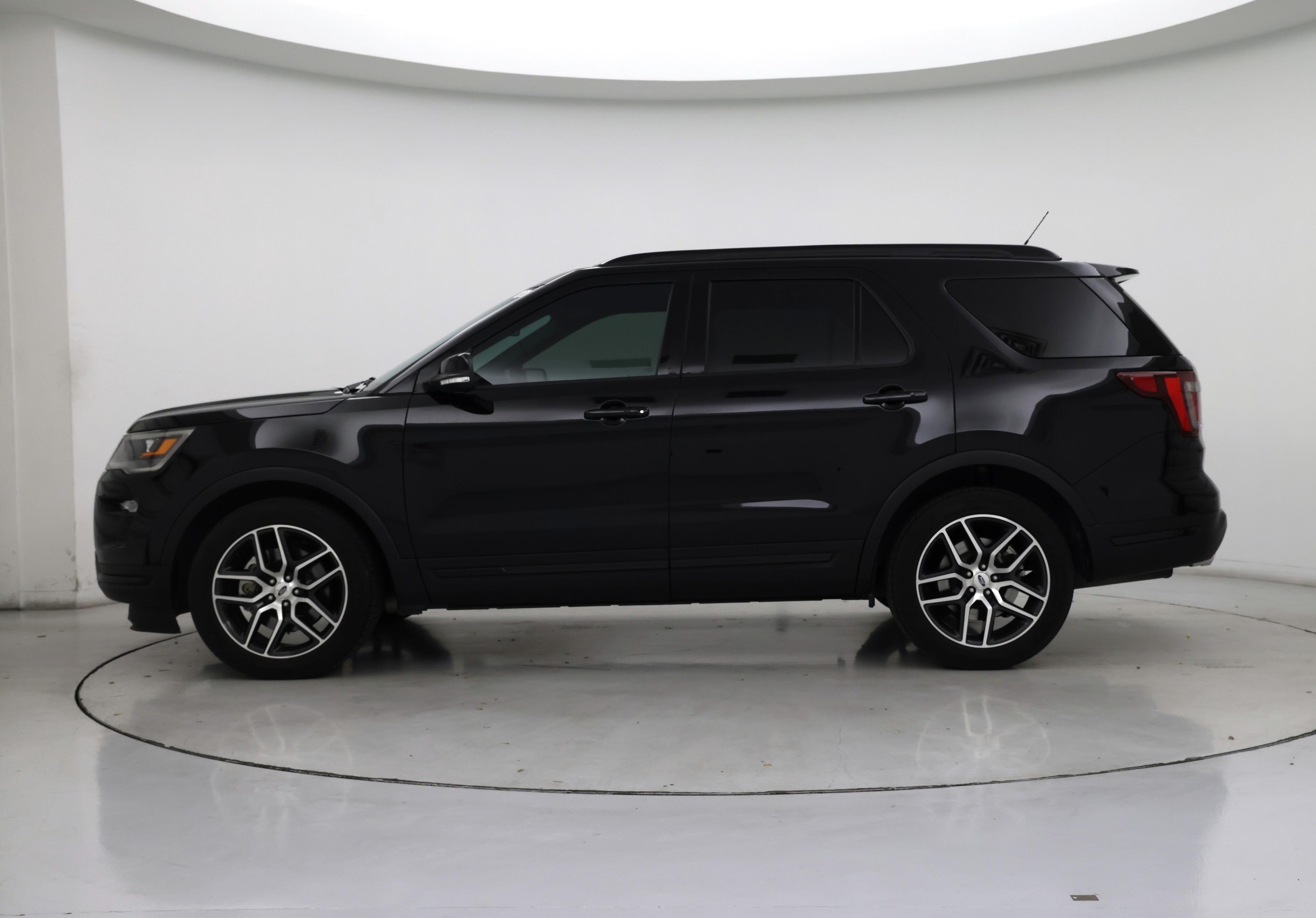 Thumbnail: 2018 Ford Explorer - 3