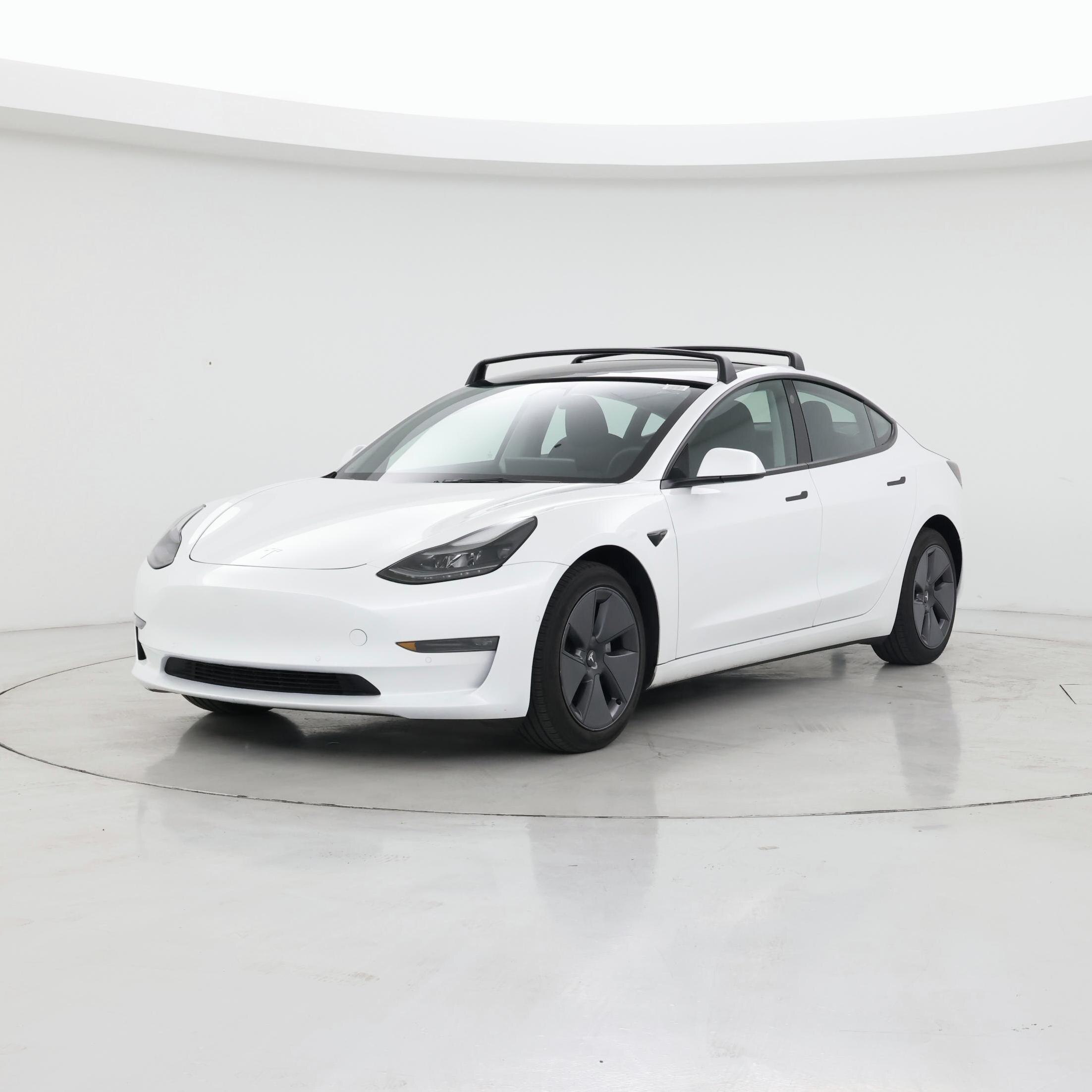 Thumbnail: 2022 Tesla Model 3 - 4