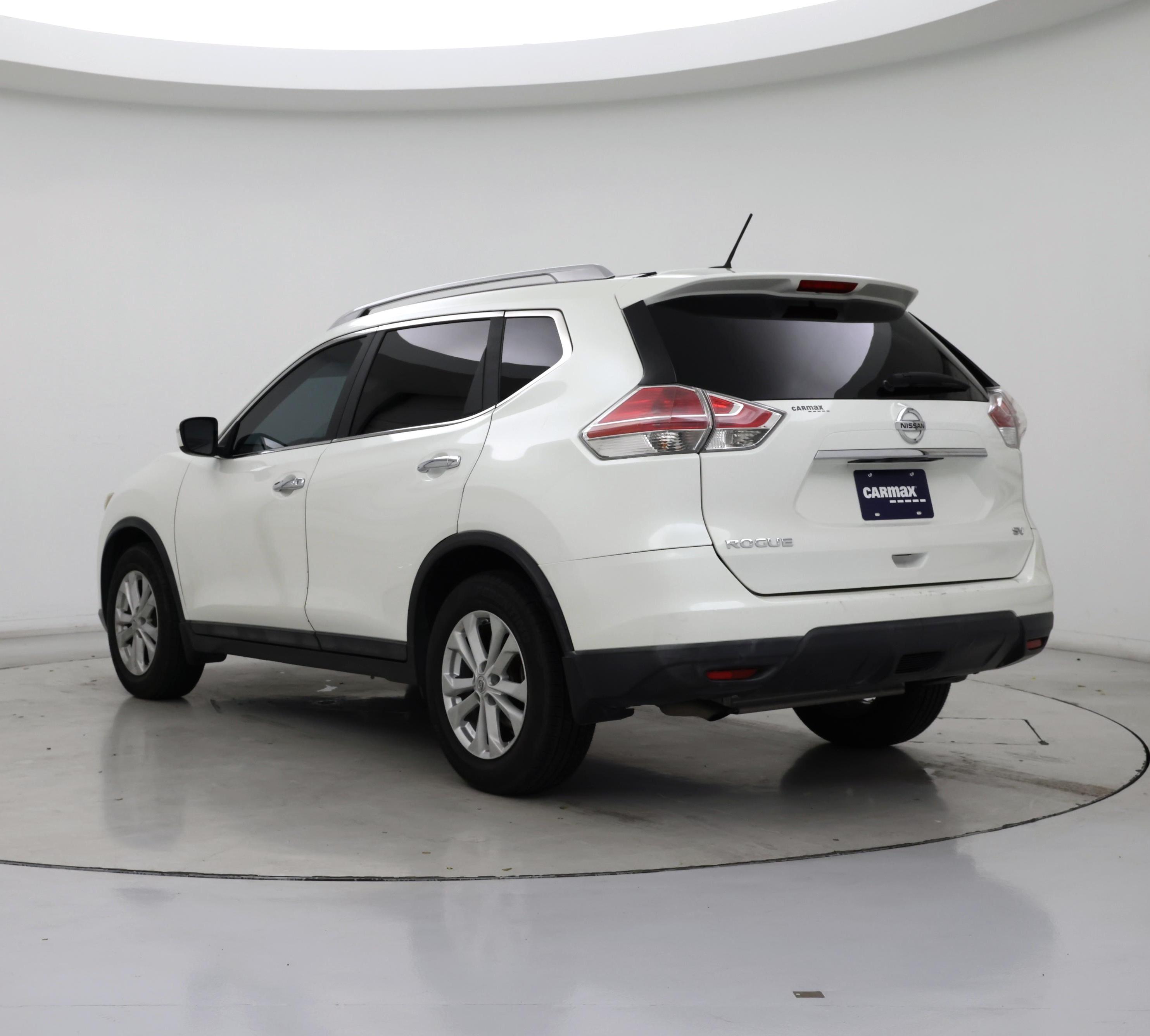 Thumbnail: 2015 Nissan Rogue - 2