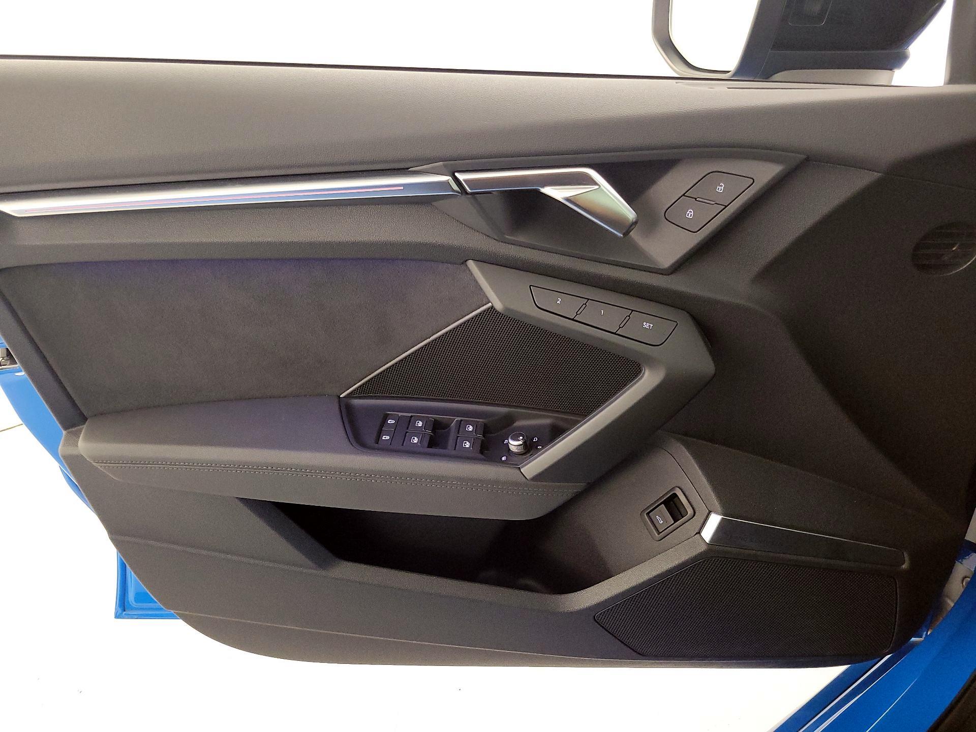 Thumbnail: 2023 Audi RS 3 - 12