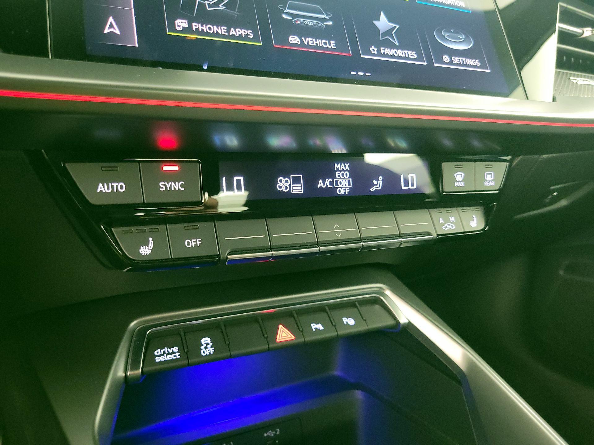 Thumbnail: 2023 Audi RS 3 - 17