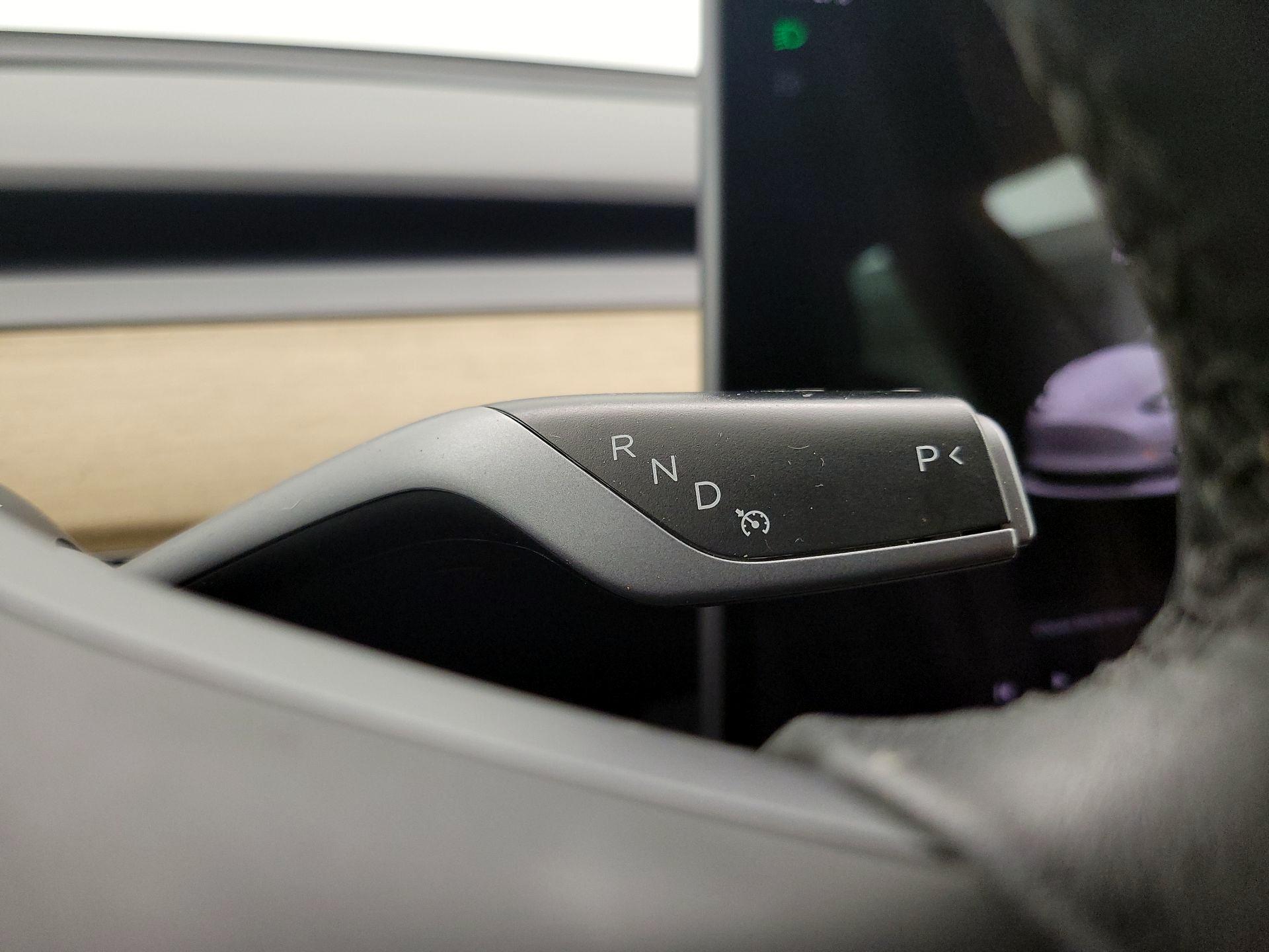 Thumbnail: 2022 Tesla Model 3 - 17