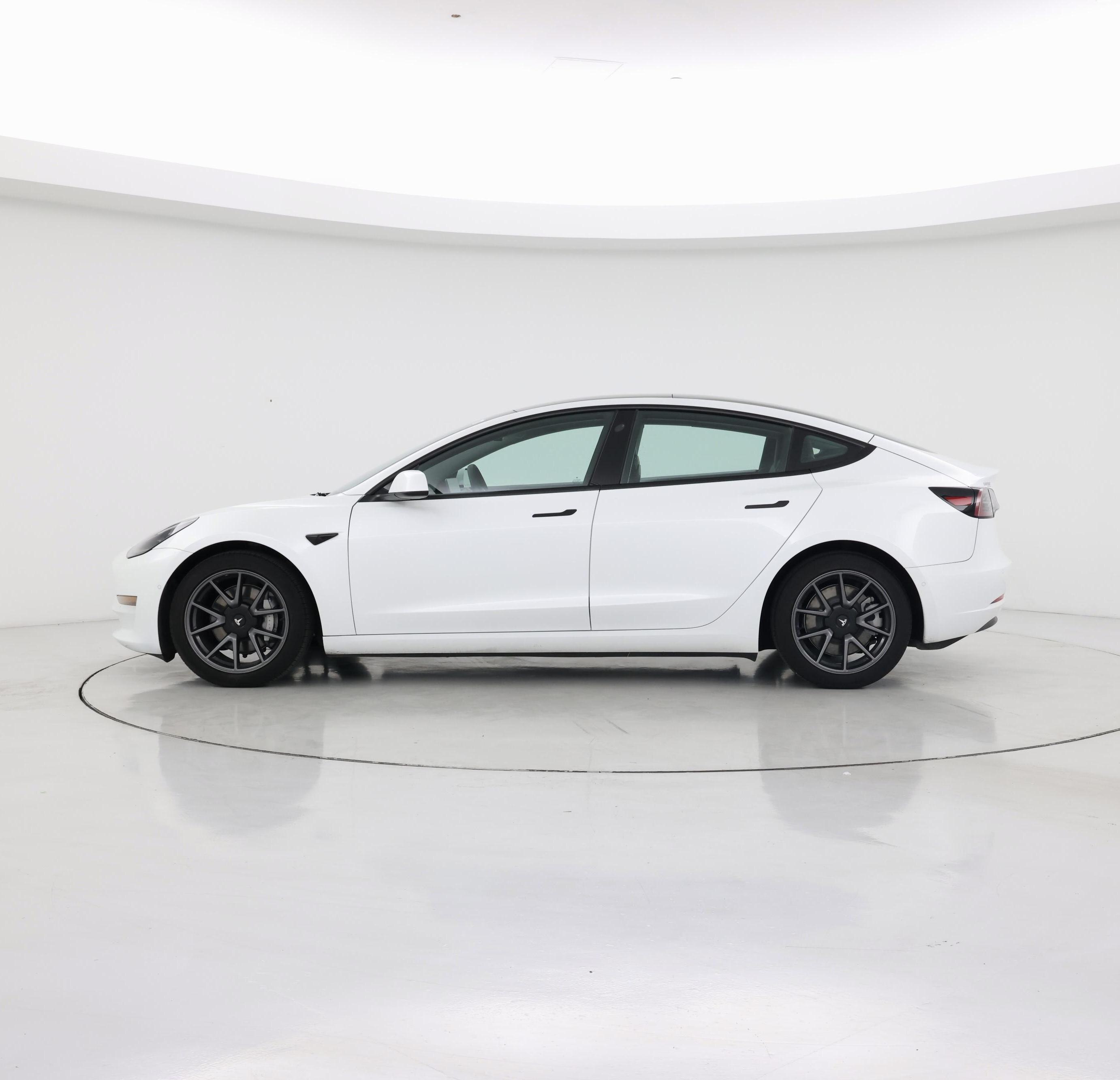 Thumbnail: 2022 Tesla Model 3 - 3