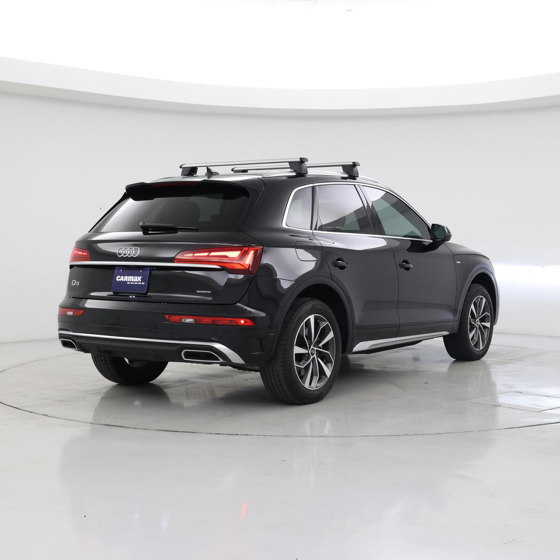 Thumbnail: 2023 Audi Q5 - 8
