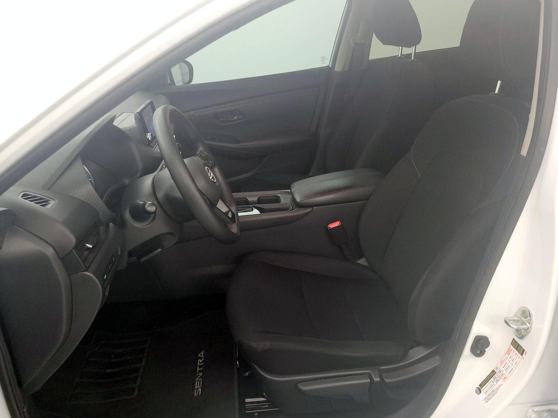 Thumbnail: 2024 Nissan Sentra - 11