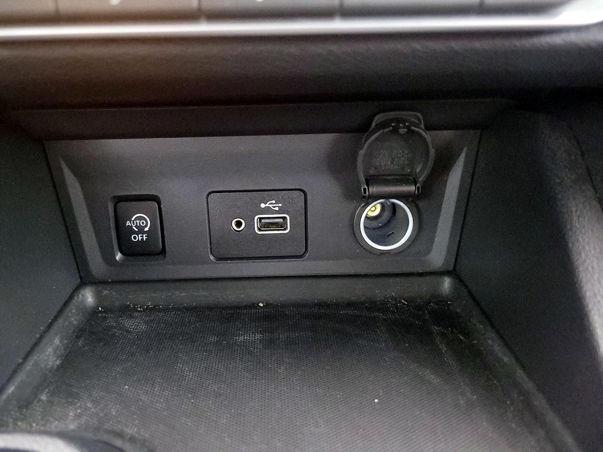 Thumbnail: 2024 Nissan Sentra - 18