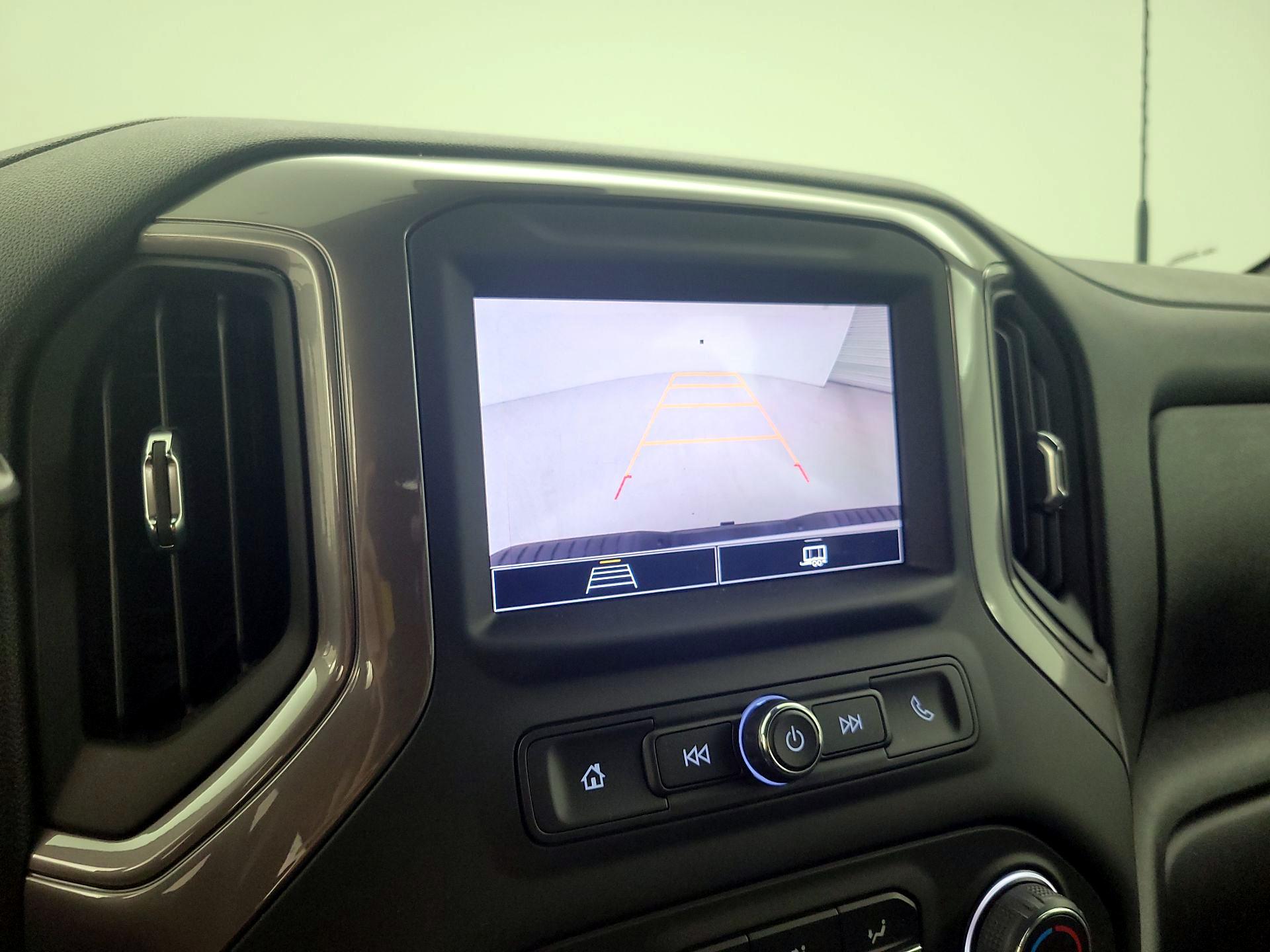 Thumbnail: 2024 Chevrolet Silverado 3500 - 14