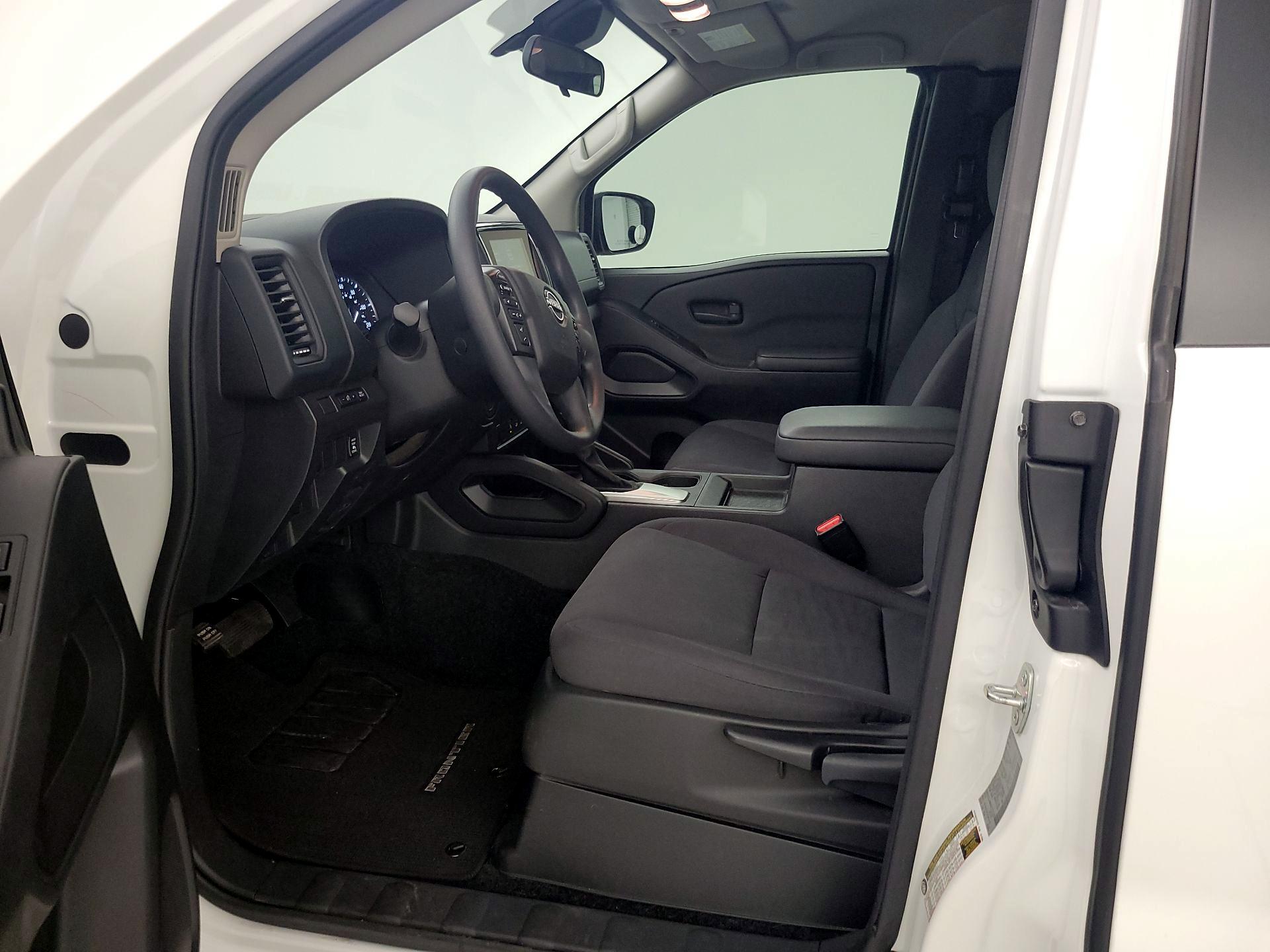 Thumbnail: 2024 Nissan Frontier - 11