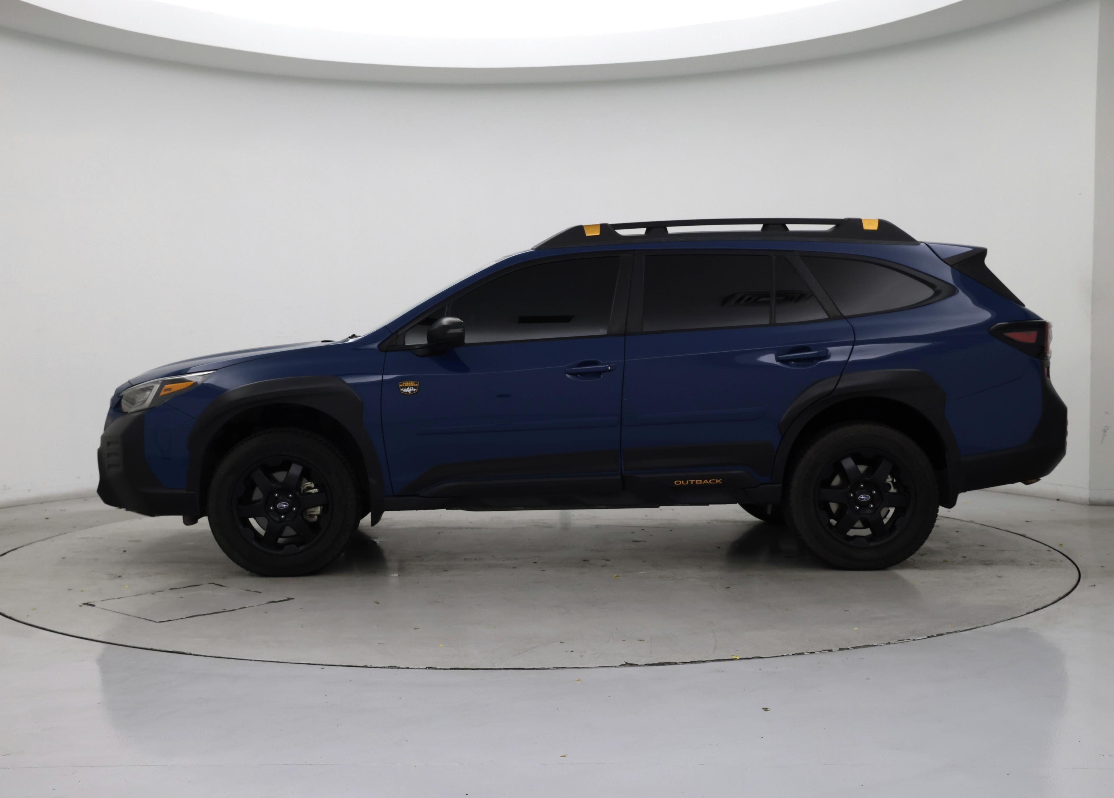 Thumbnail: 2022 Subaru Outback - 3