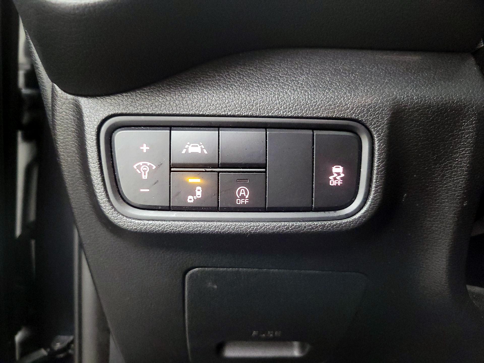 Thumbnail: 2021 Kia Soul - 13