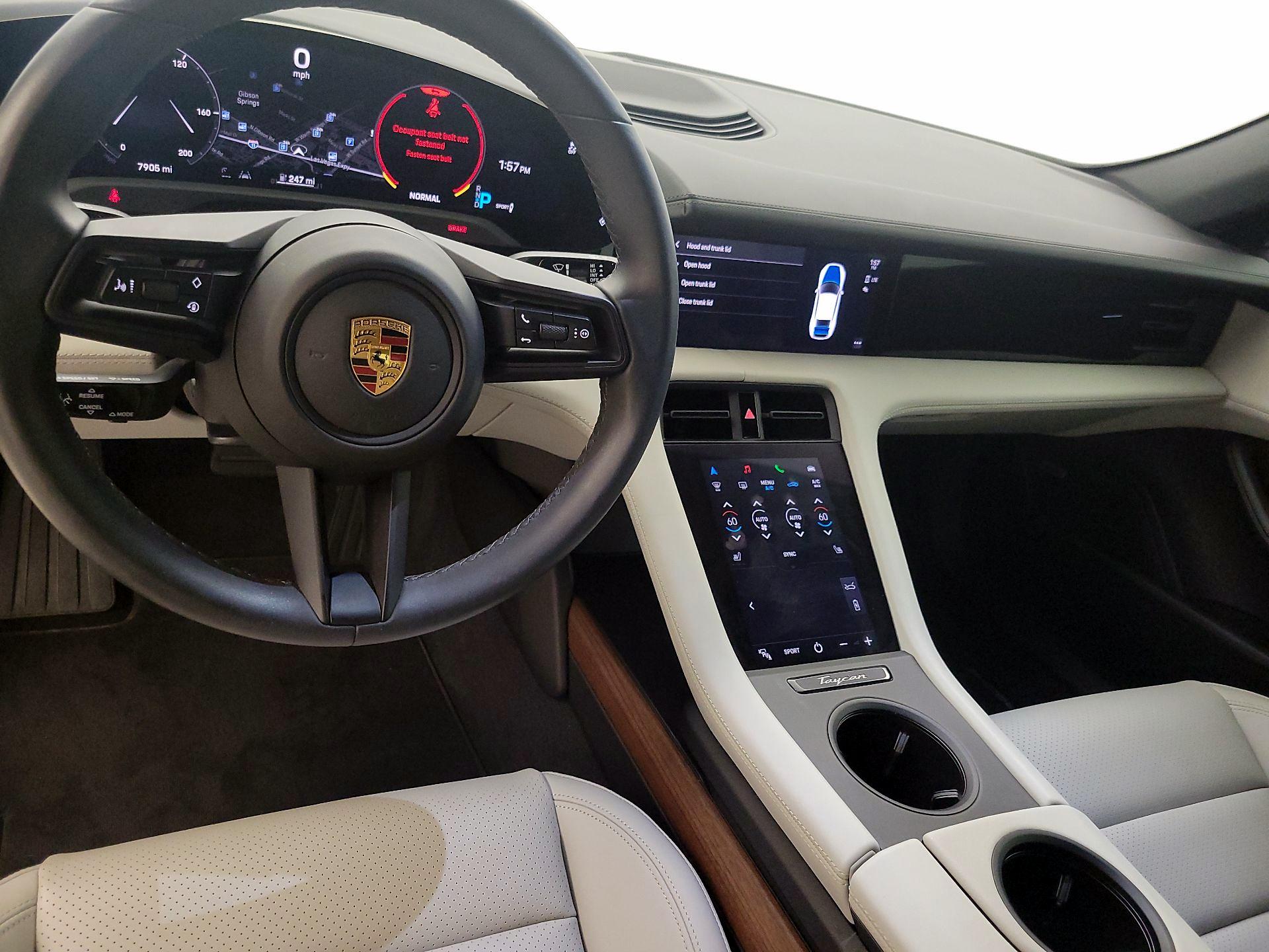 Thumbnail: 2022 Porsche Taycan - 9