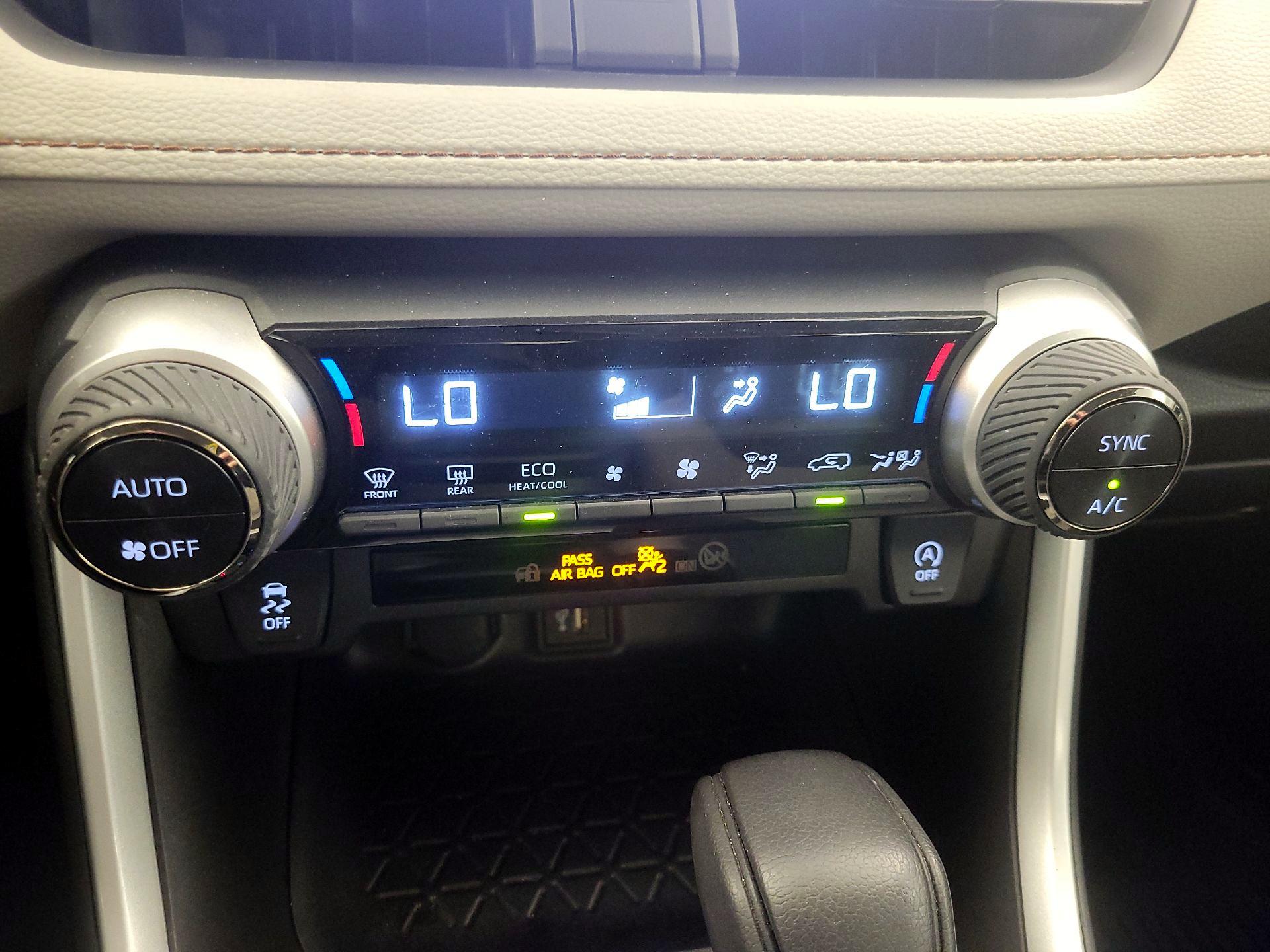 Thumbnail: 2024 Toyota RAV4 - 16