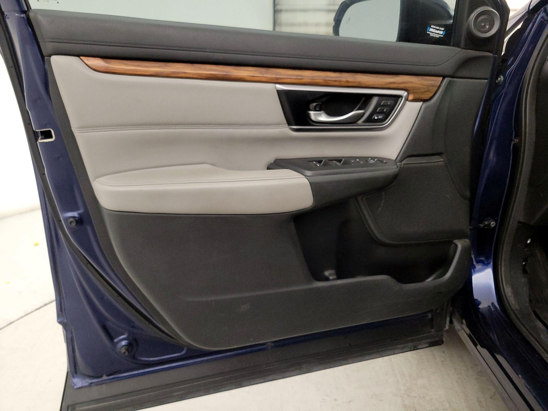 Thumbnail: 2017 Honda CR-V - 12