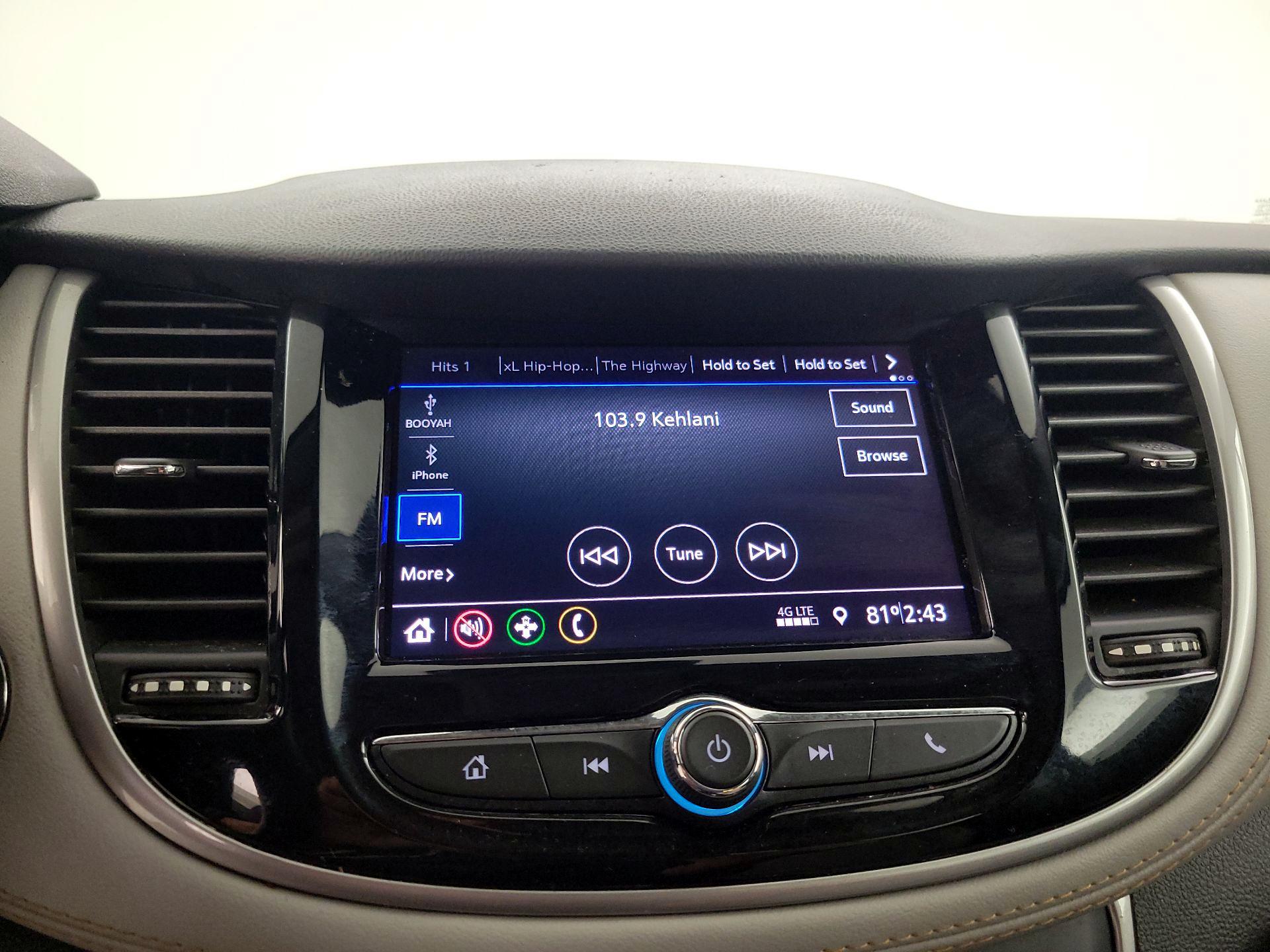 Thumbnail: 2021 Chevrolet Trax - 15