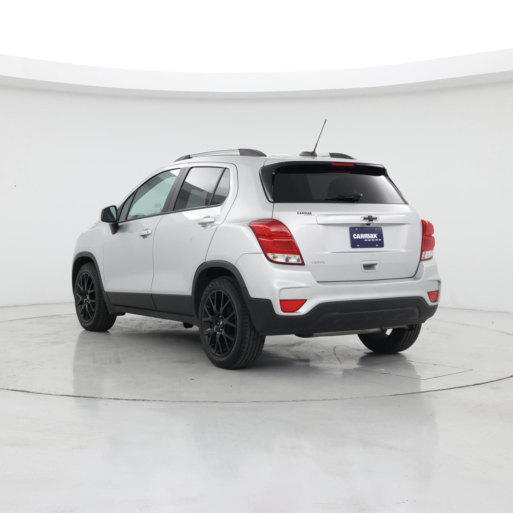 Thumbnail: 2021 Chevrolet Trax - 2