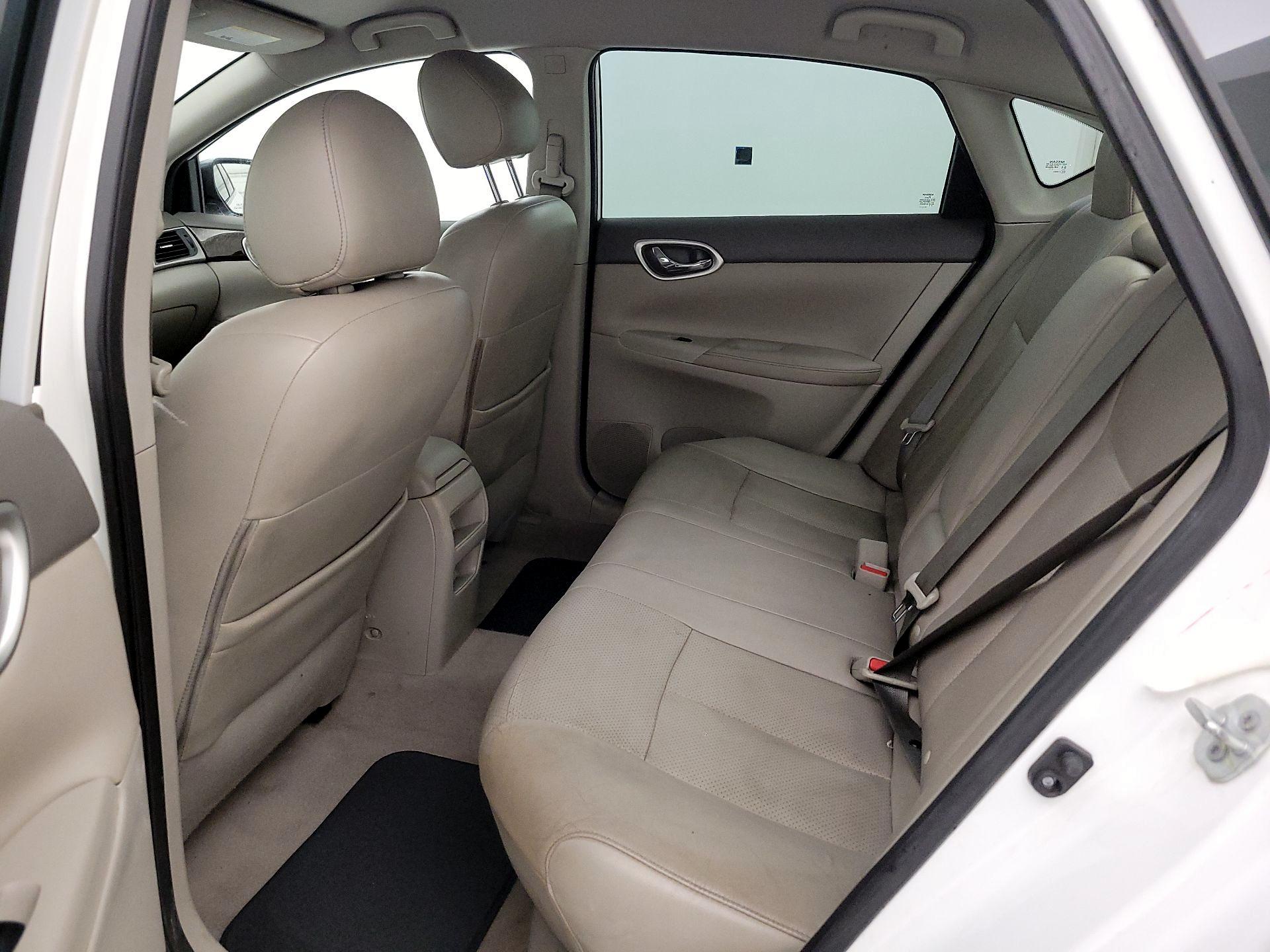 Thumbnail: 2014 Nissan Sentra - 19