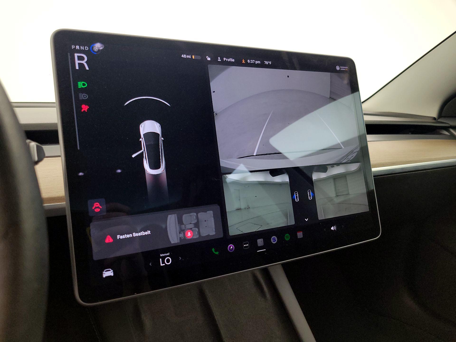 Thumbnail: 2022 Tesla Model 3 - 14