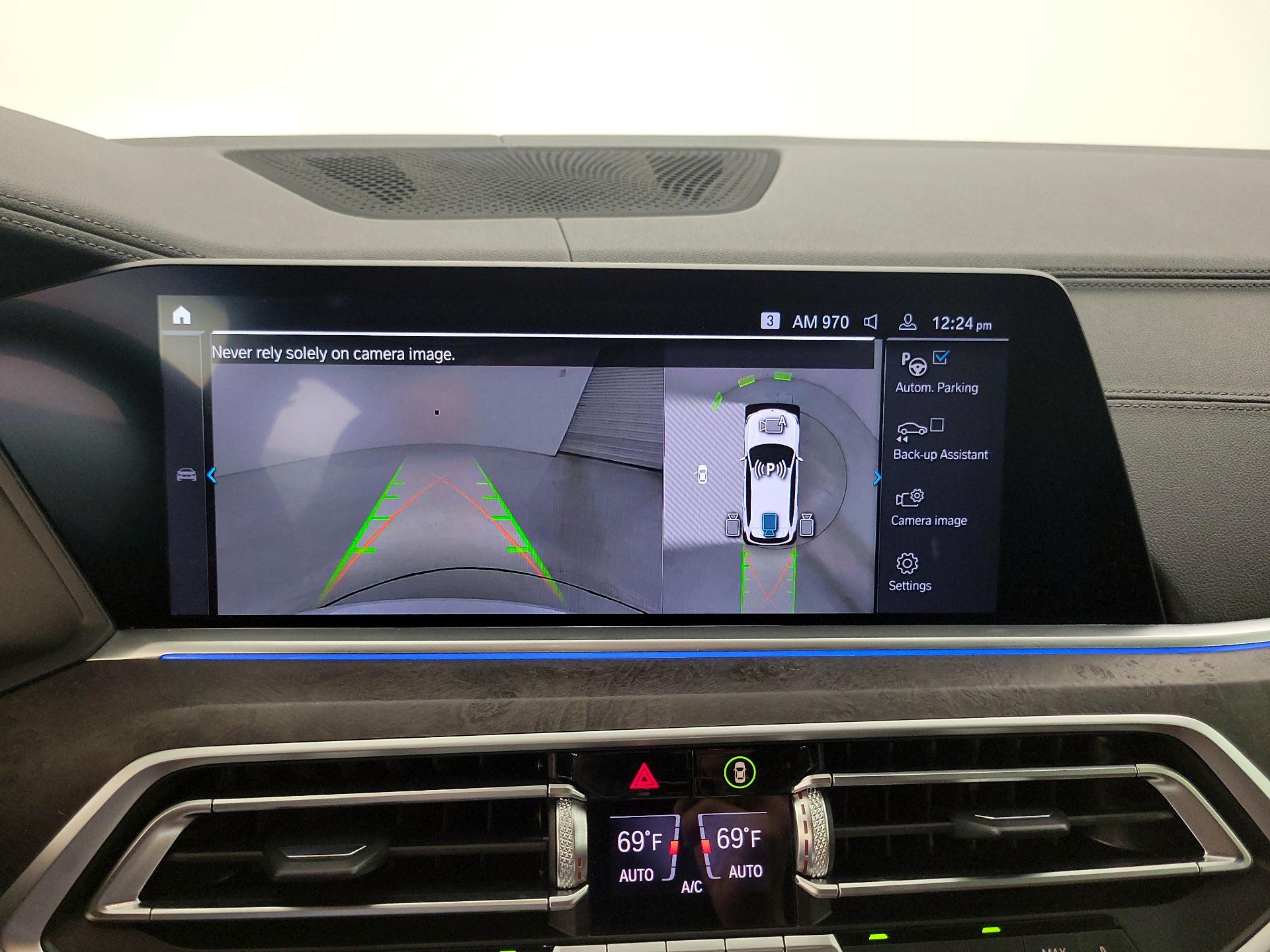 Thumbnail: 2021 BMW X5 - 15