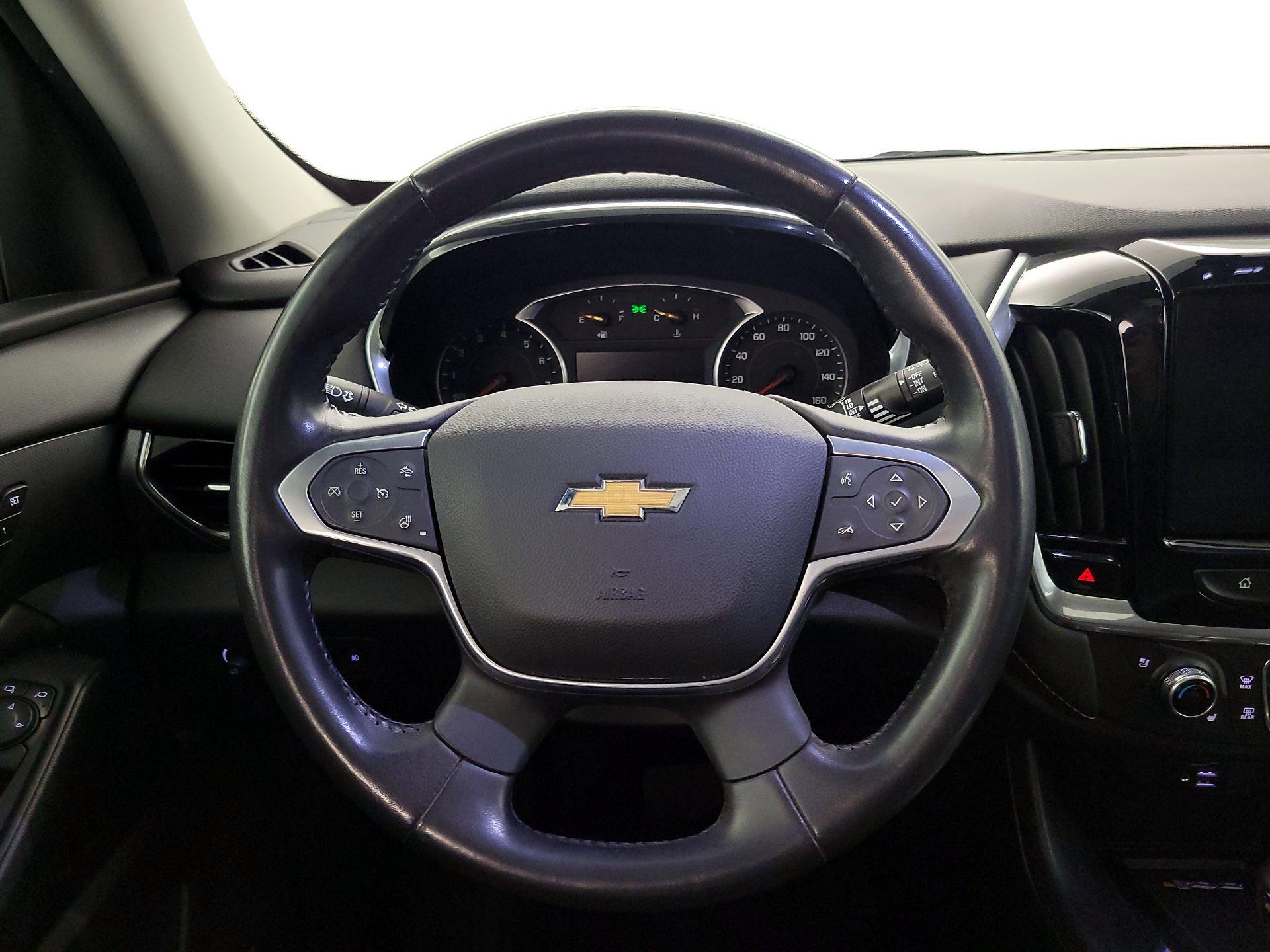 Thumbnail: 2021 Chevrolet Traverse - 10