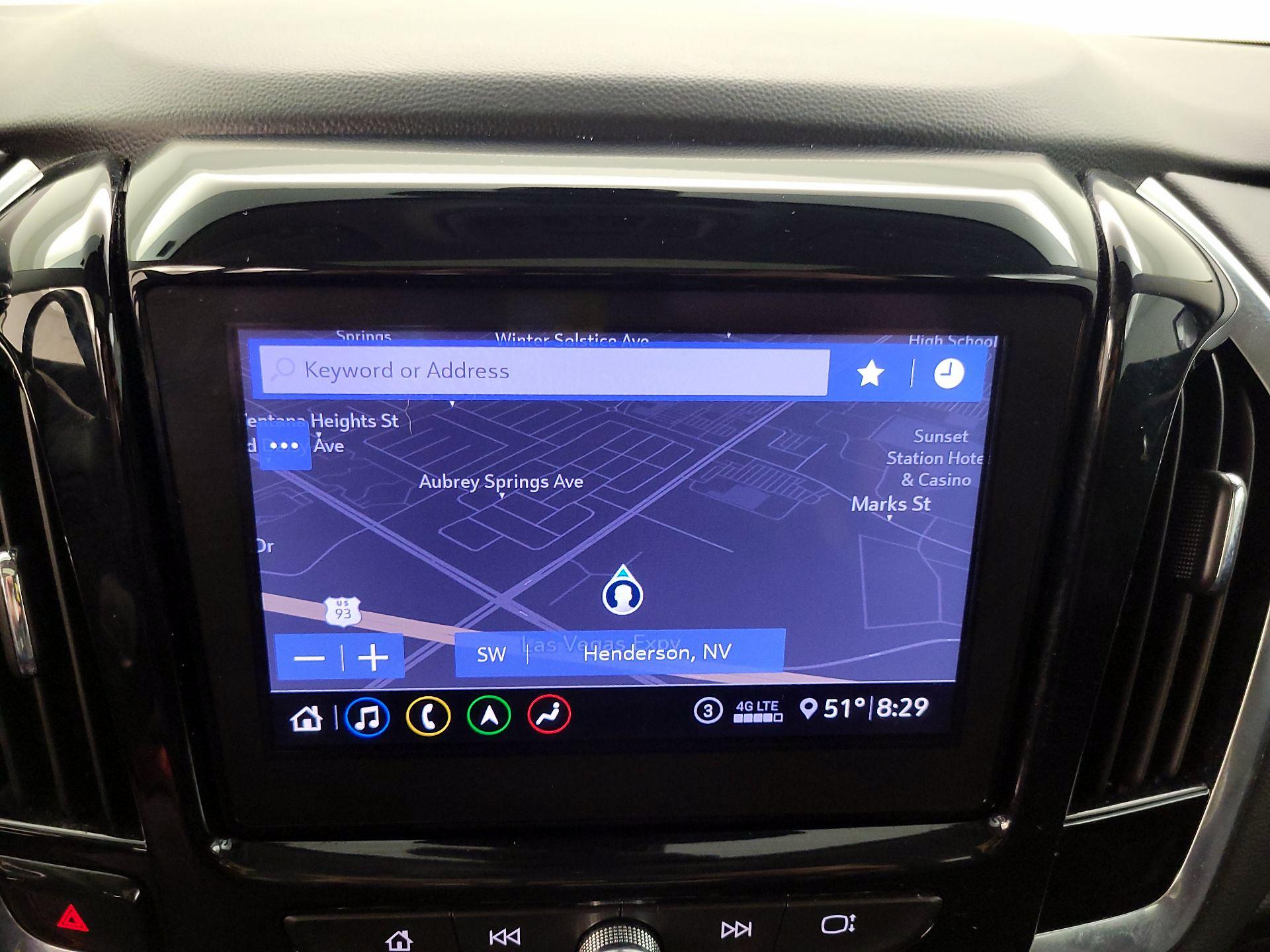 Thumbnail: 2021 Chevrolet Traverse - 14