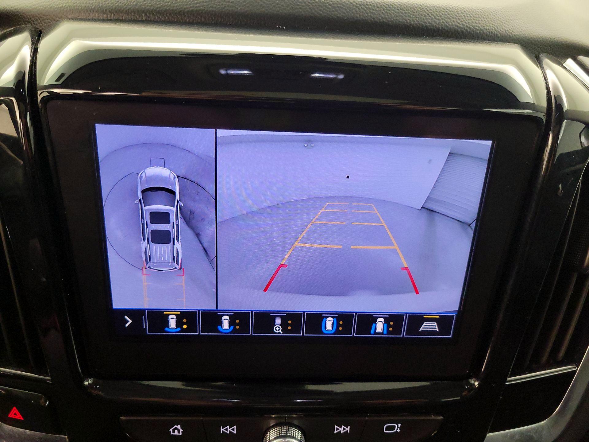 Thumbnail: 2021 Chevrolet Traverse - 15