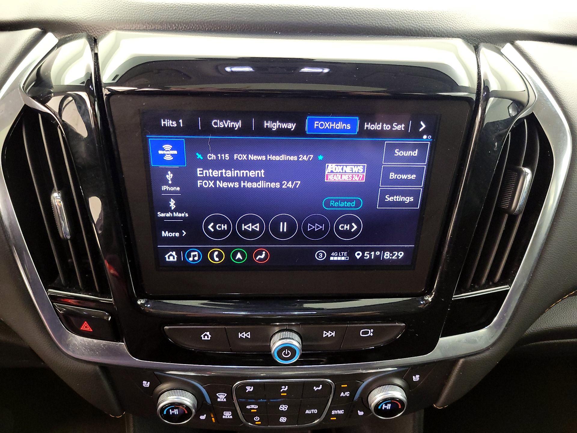 Thumbnail: 2021 Chevrolet Traverse - 16