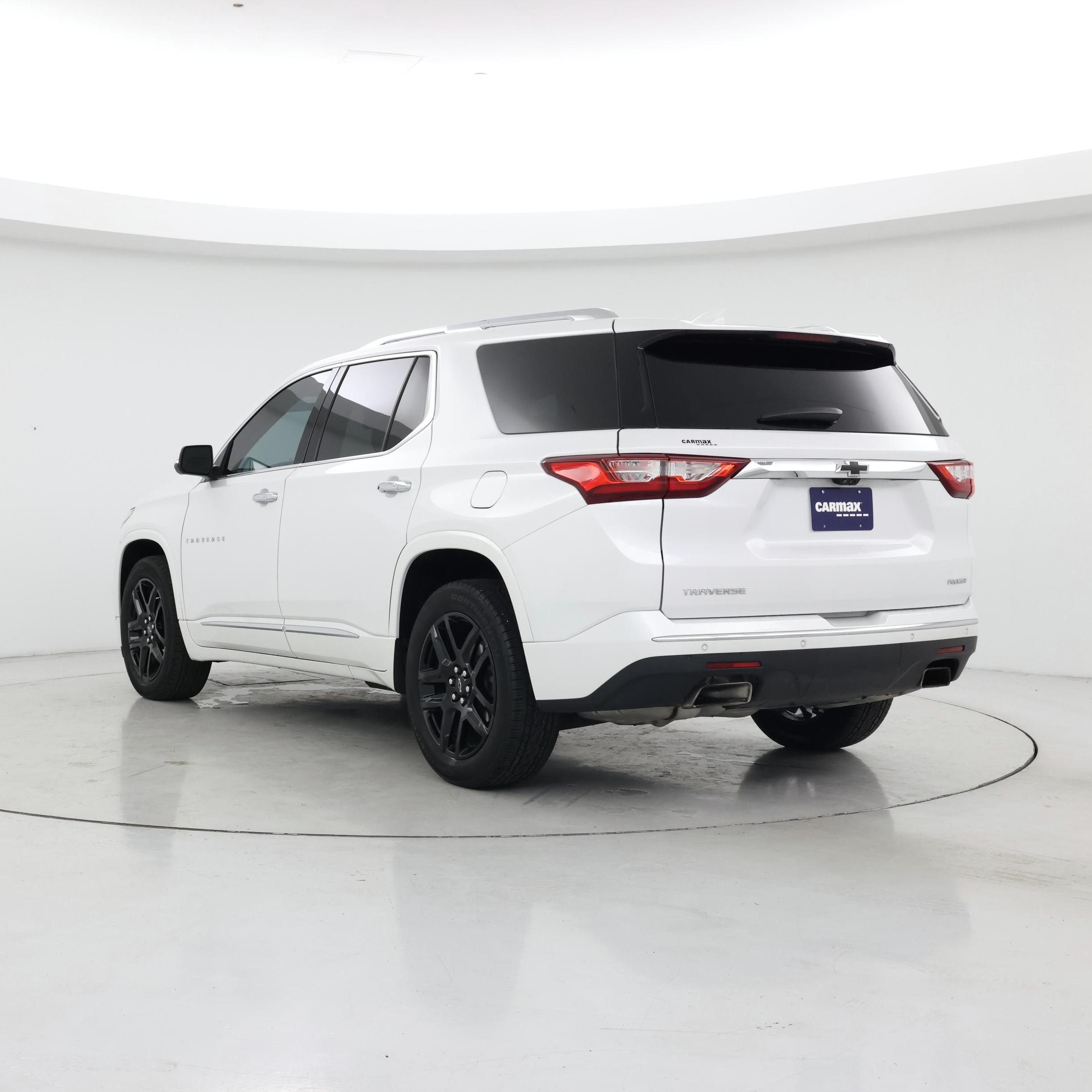 Thumbnail: 2021 Chevrolet Traverse - 2