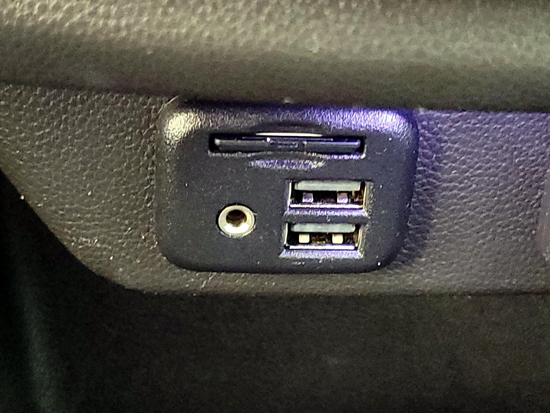 Thumbnail: 2021 Chevrolet Traverse - 19