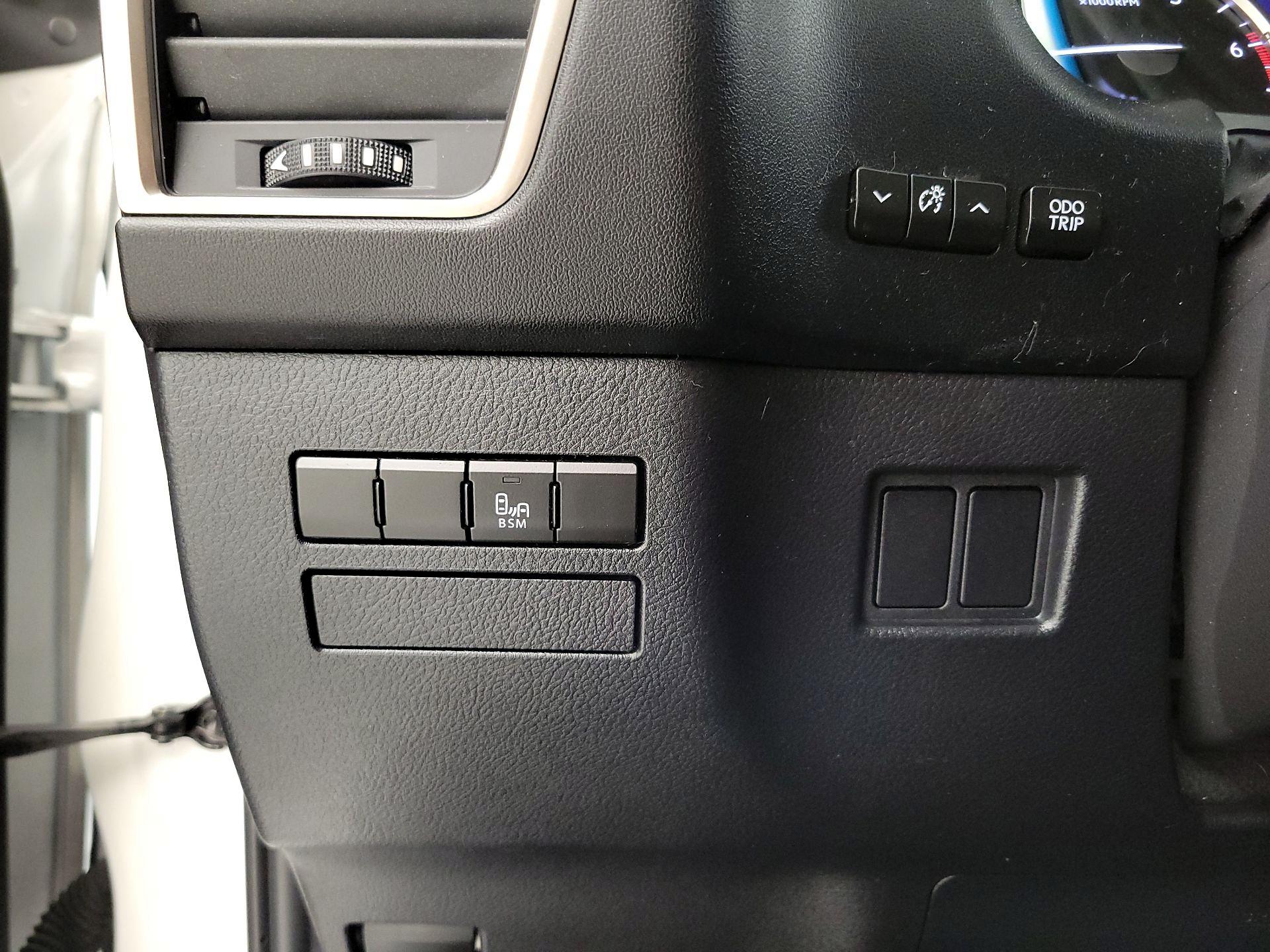 Thumbnail: 2015 Lexus NX - 13