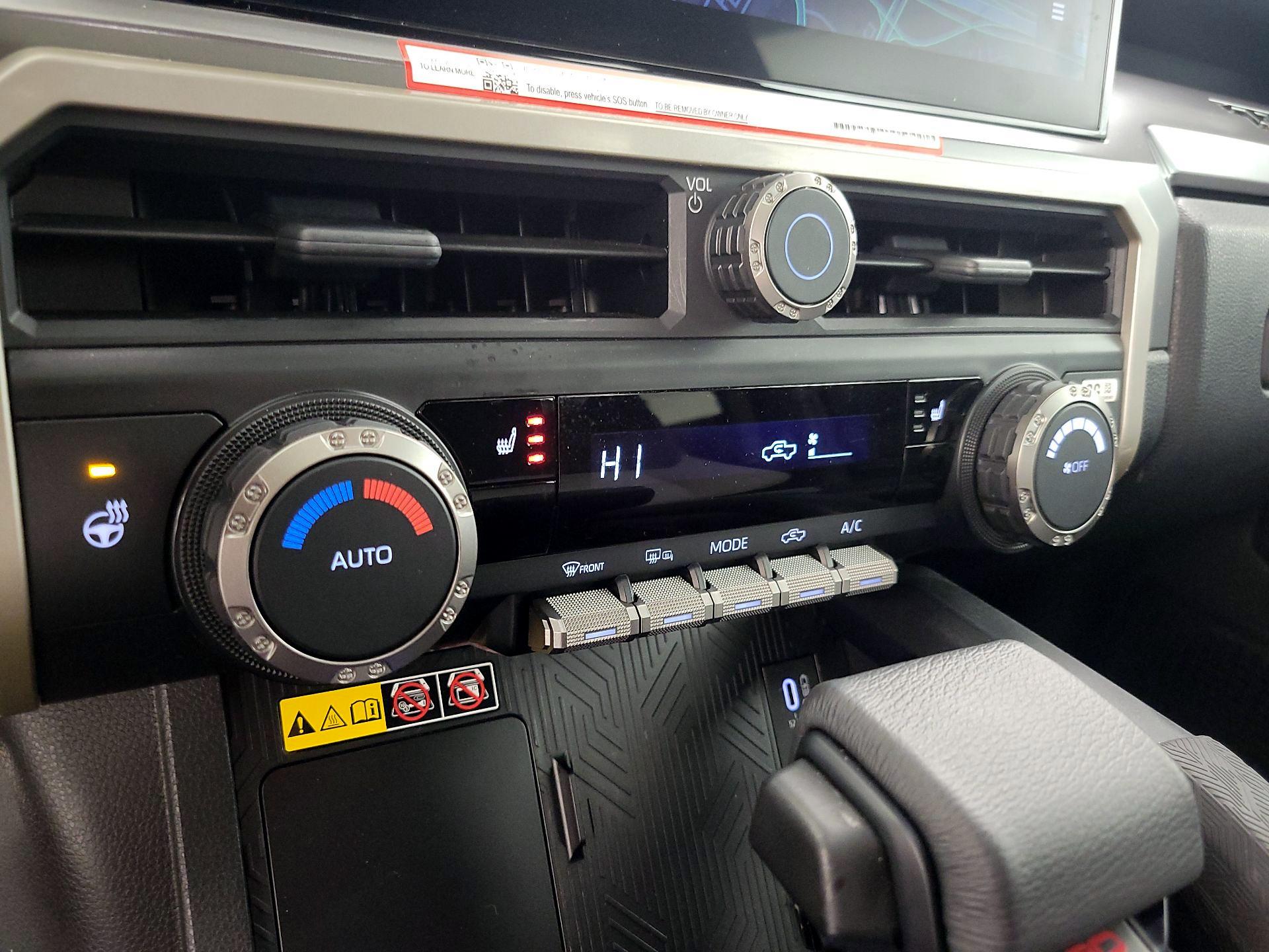 Thumbnail: 2024 Toyota Tacoma - 17