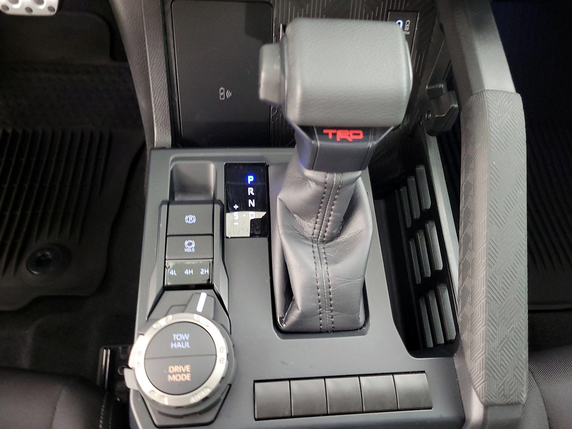 Thumbnail: 2024 Toyota Tacoma - 18