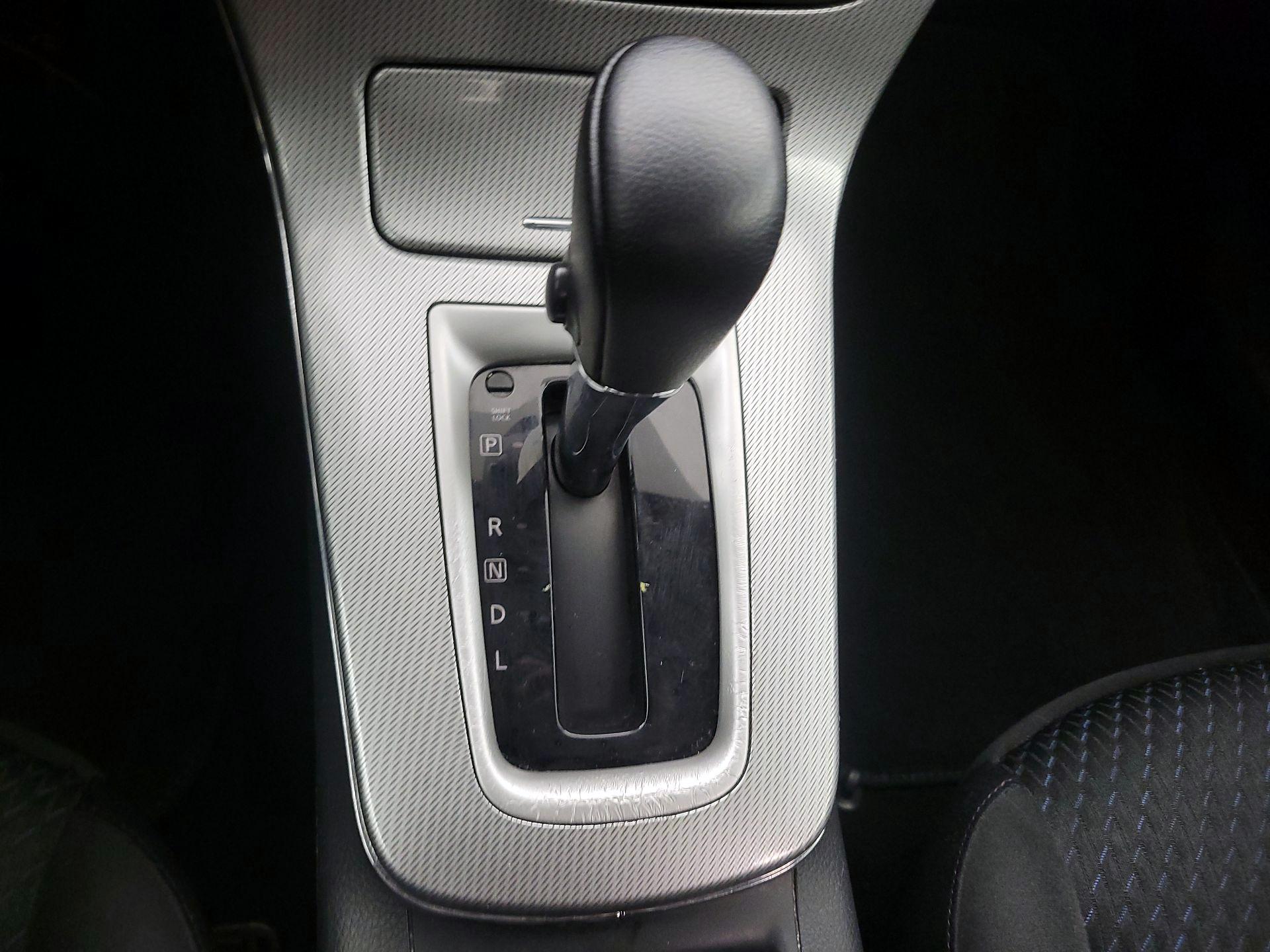 Thumbnail: 2015 Nissan Sentra - 18