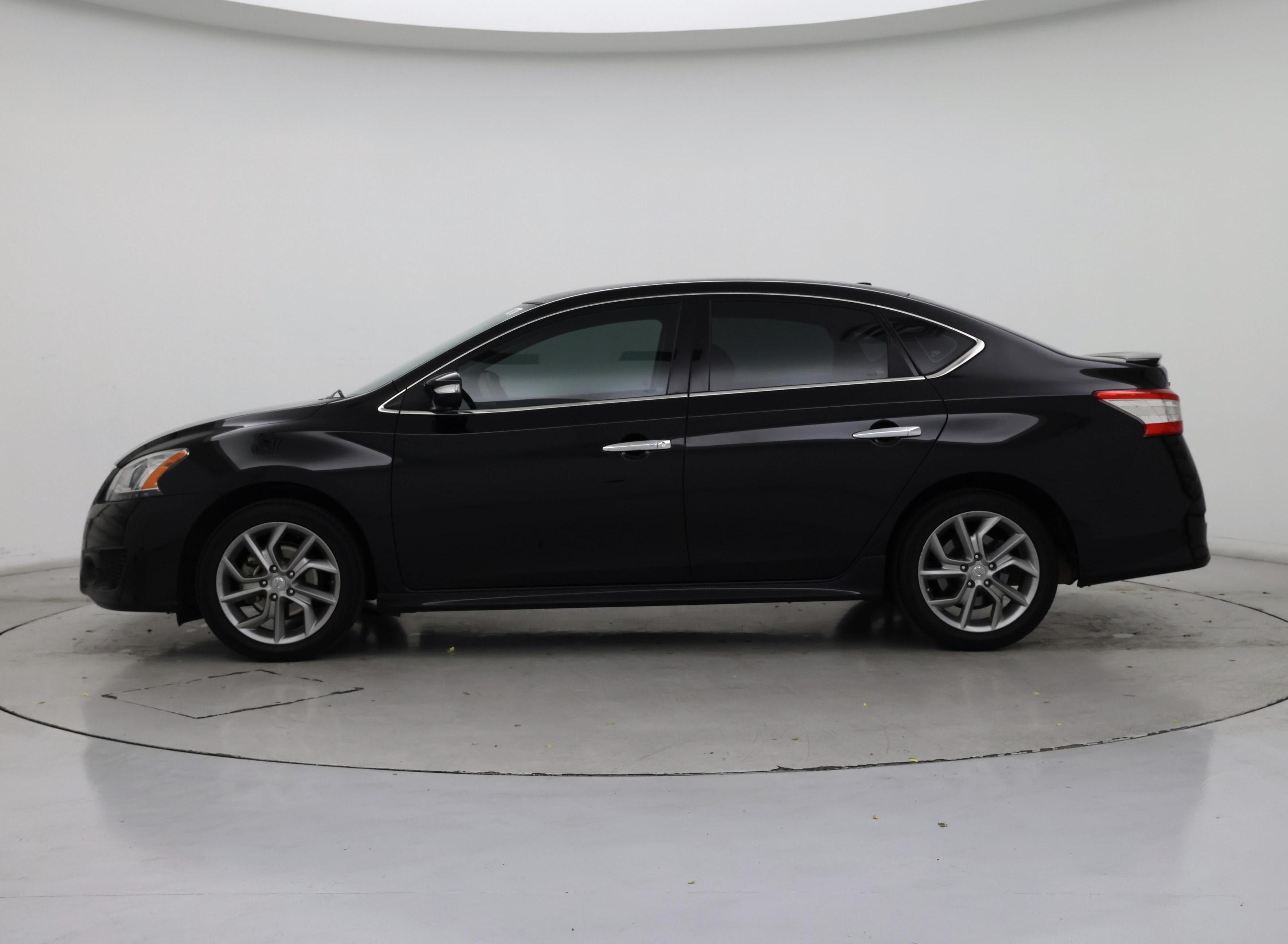 Thumbnail: 2015 Nissan Sentra - 3