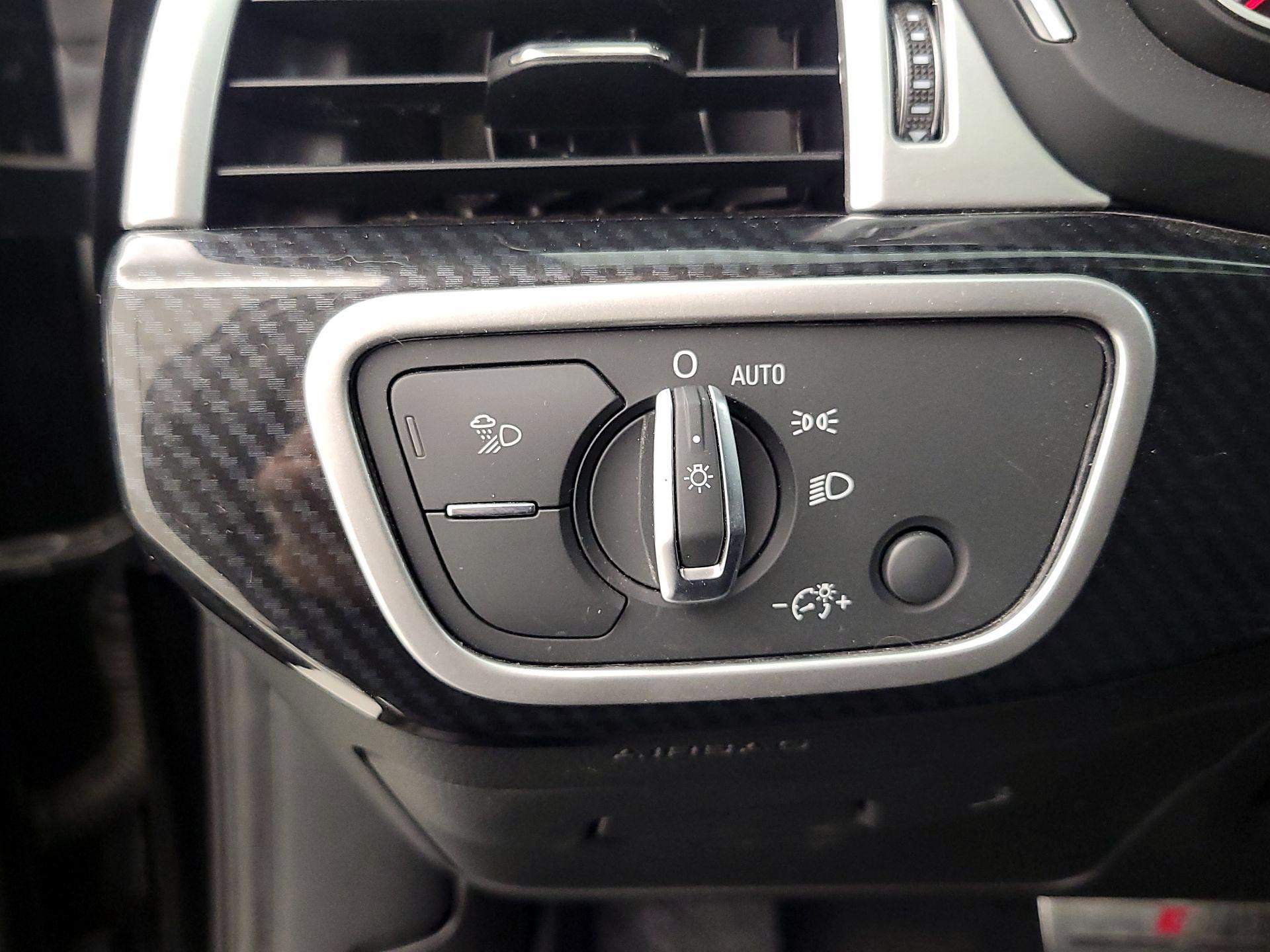 Thumbnail: 2019 Audi A4 - 13