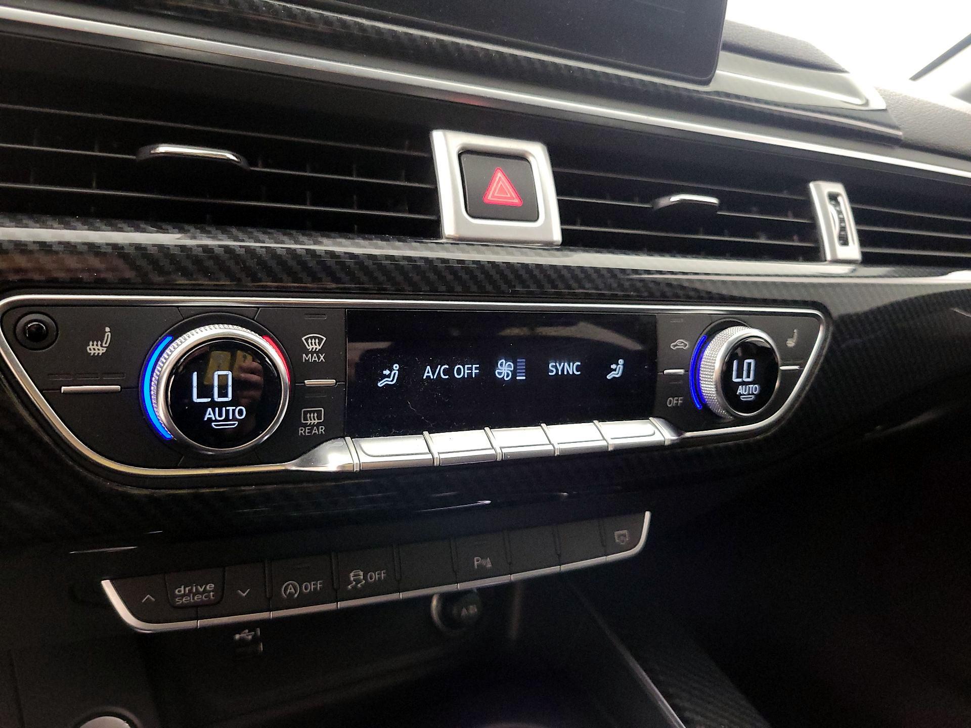 Thumbnail: 2019 Audi A4 - 16