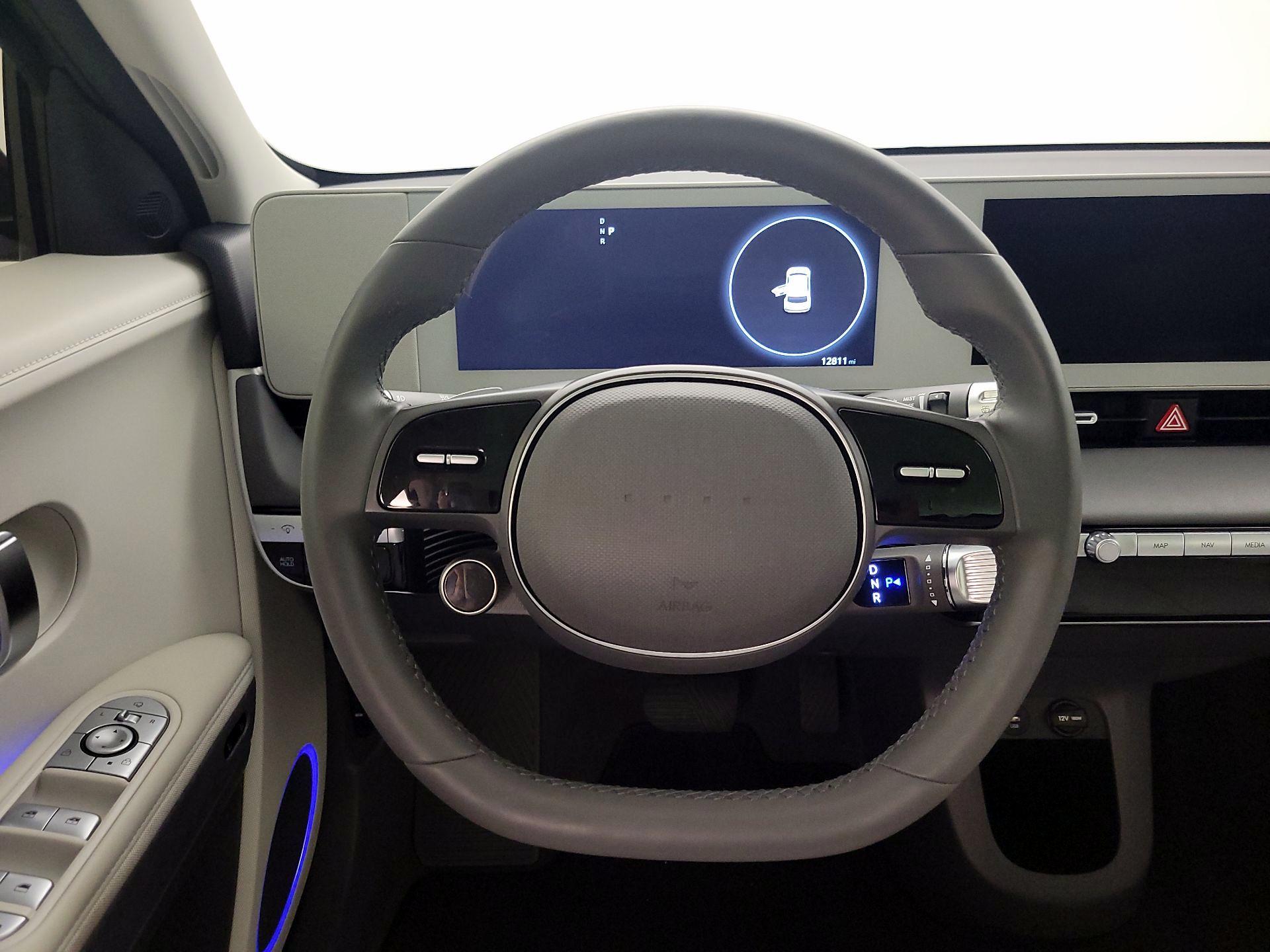 Thumbnail: 2023 Hyundai Ioniq 5 - 10
