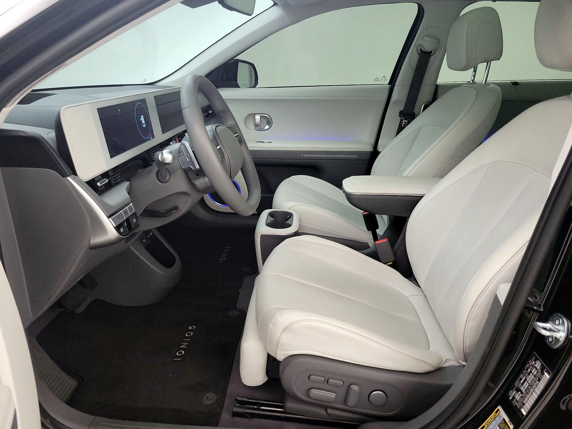 Thumbnail: 2023 Hyundai Ioniq 5 - 11