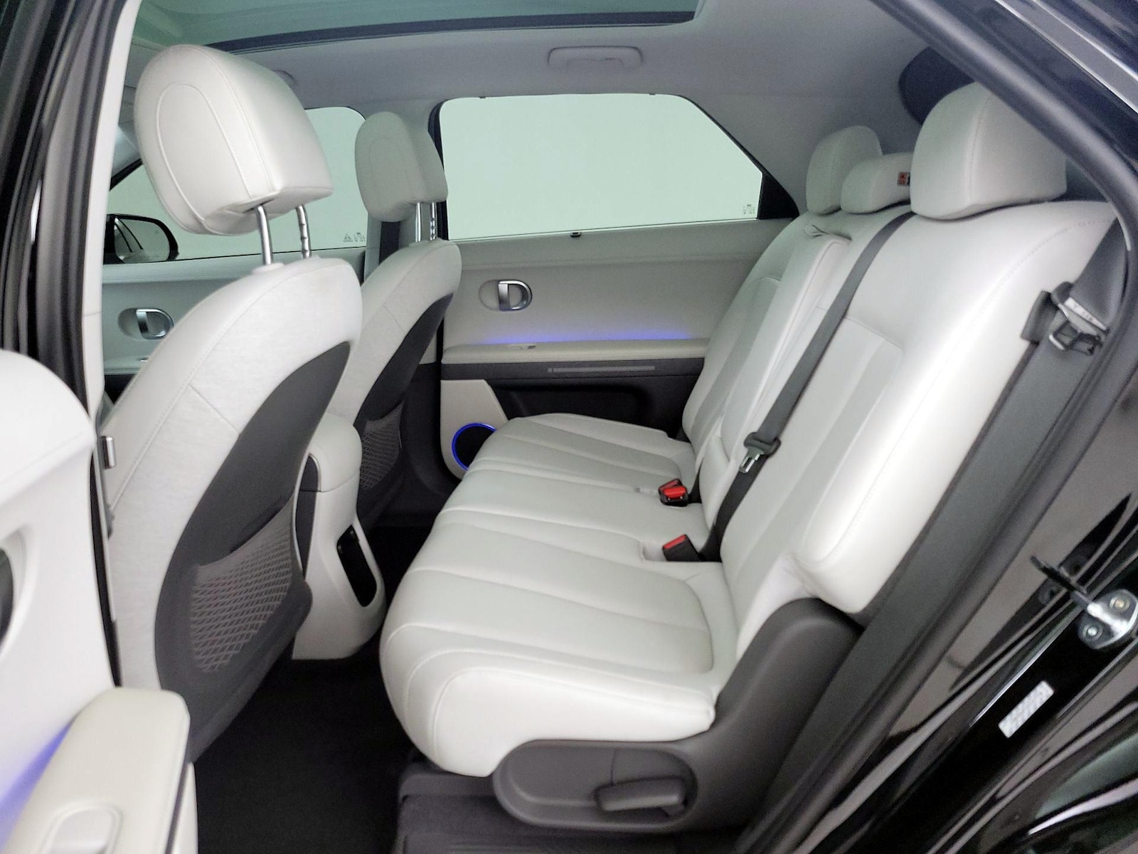 2023 Hyundai IONIQ 5 Limited - Photo 22
