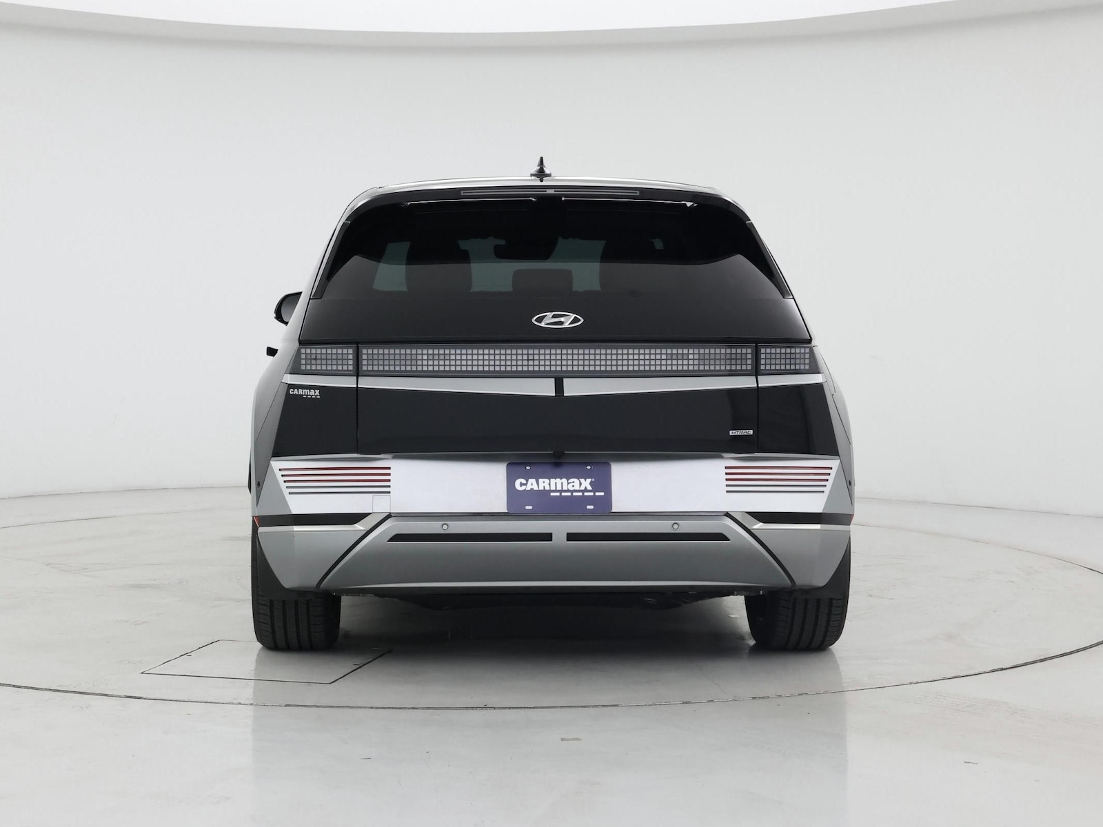 2023 Hyundai IONIQ 5 Limited - Photo 7