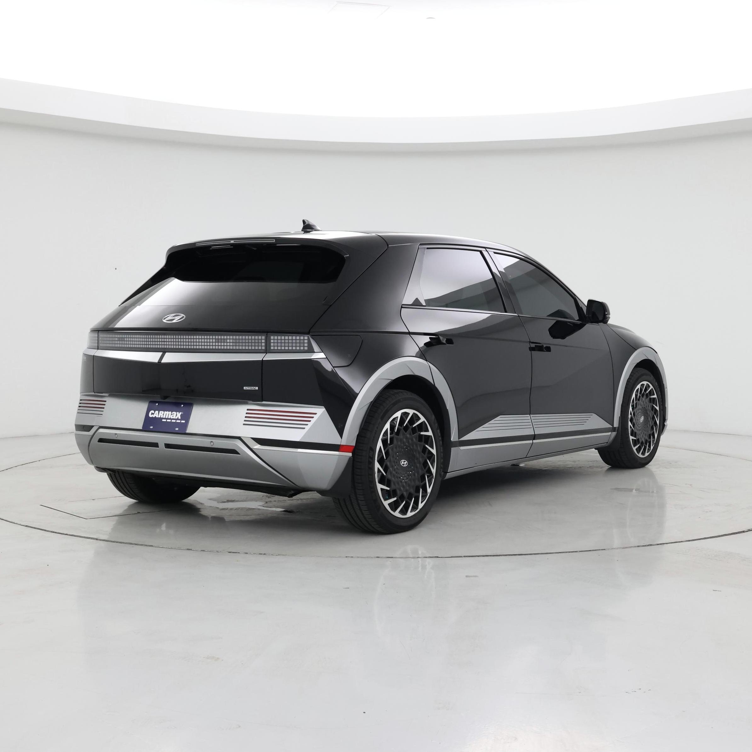 Thumbnail: 2023 Hyundai Ioniq 5 - 8